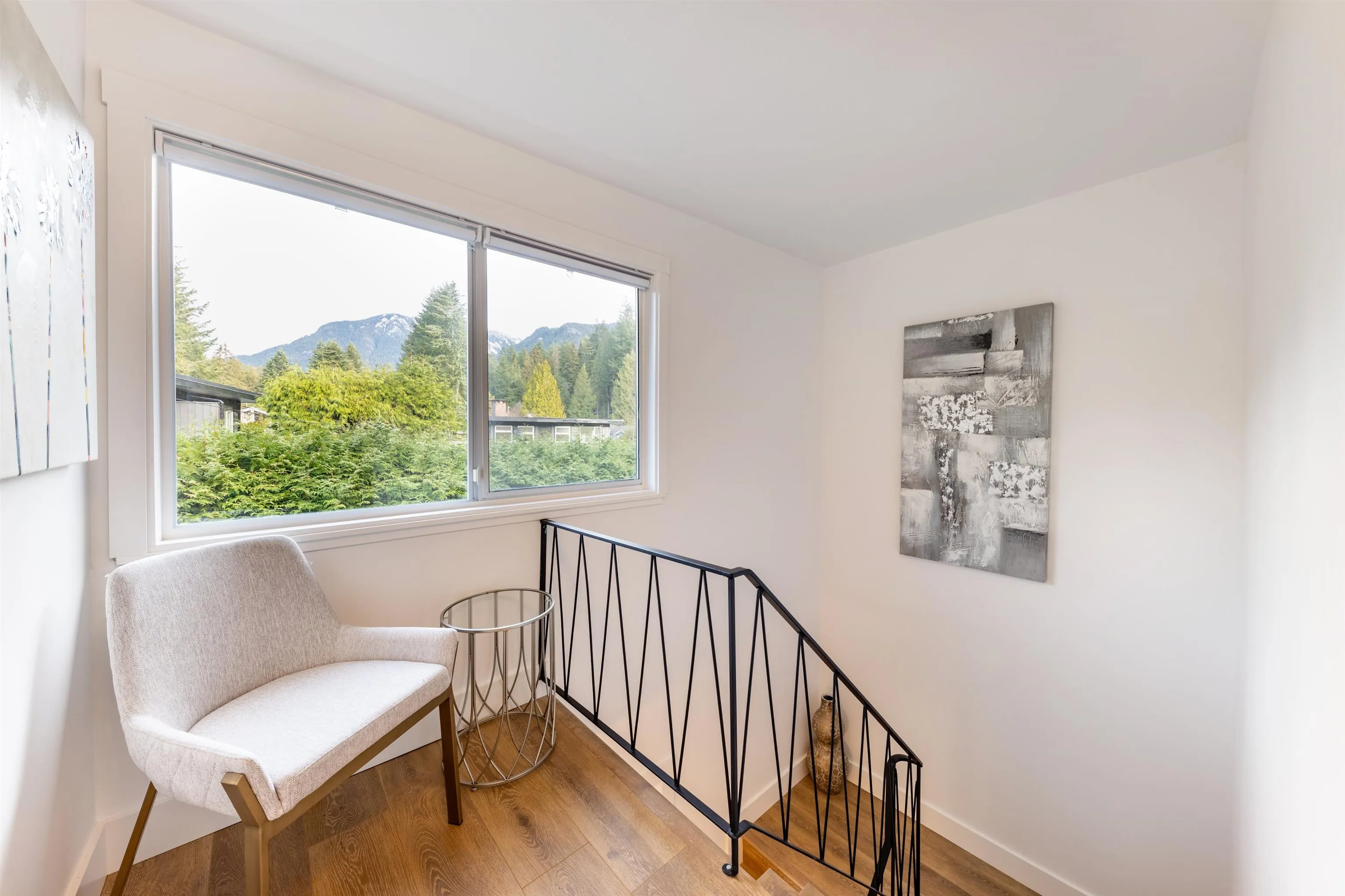 8 Glenmore Drive