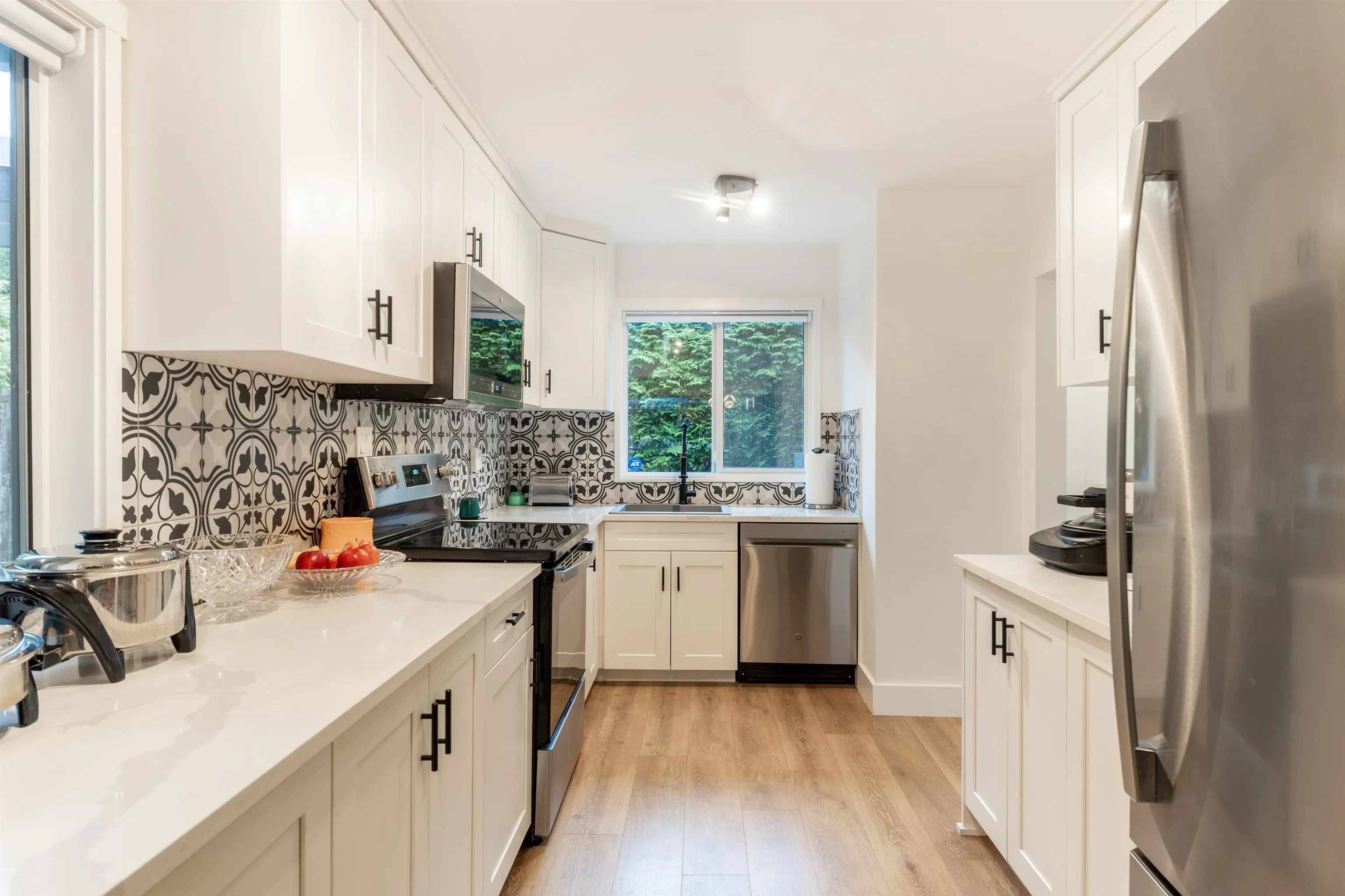 8 Glenmore Drive