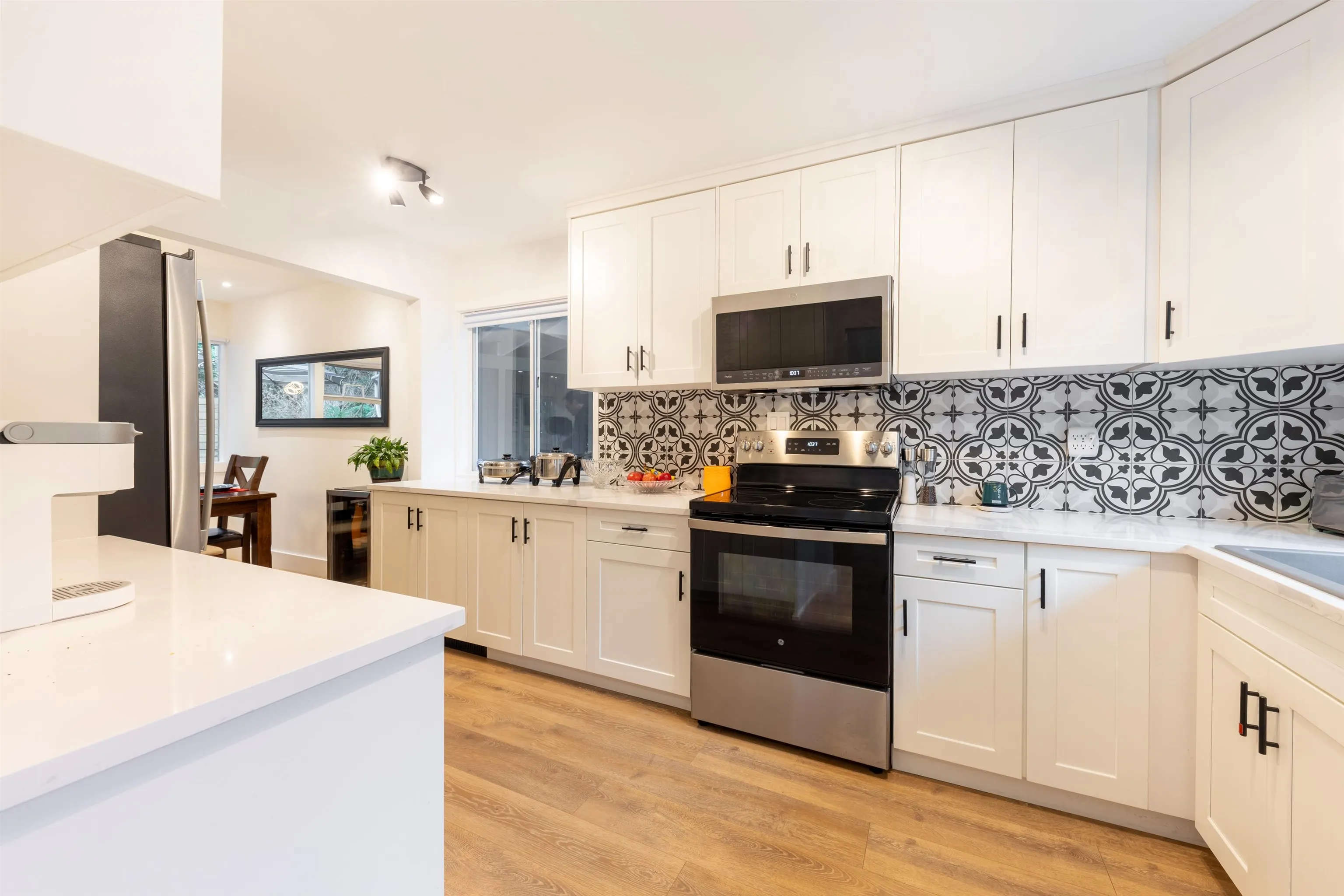 8 Glenmore Drive