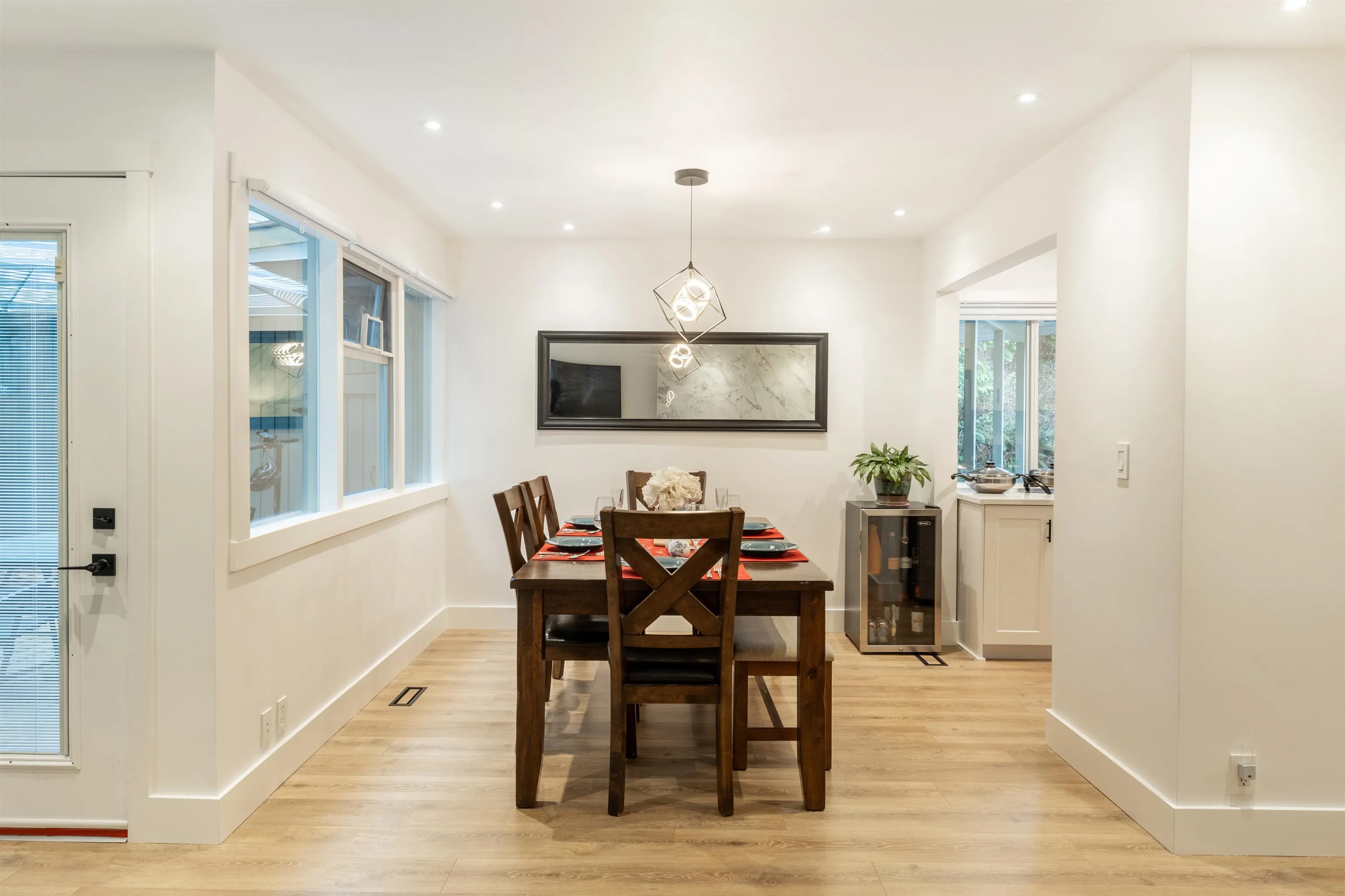 8 Glenmore Drive