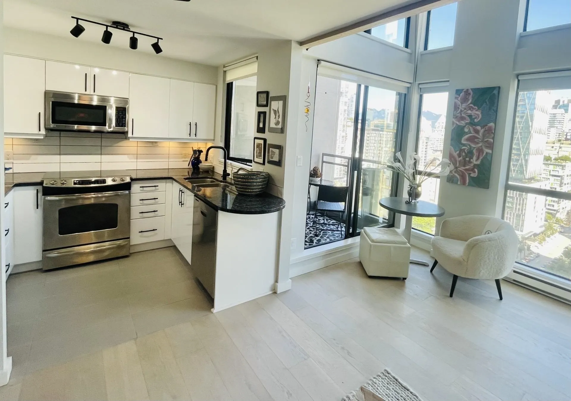 1806 1238 Richards Street