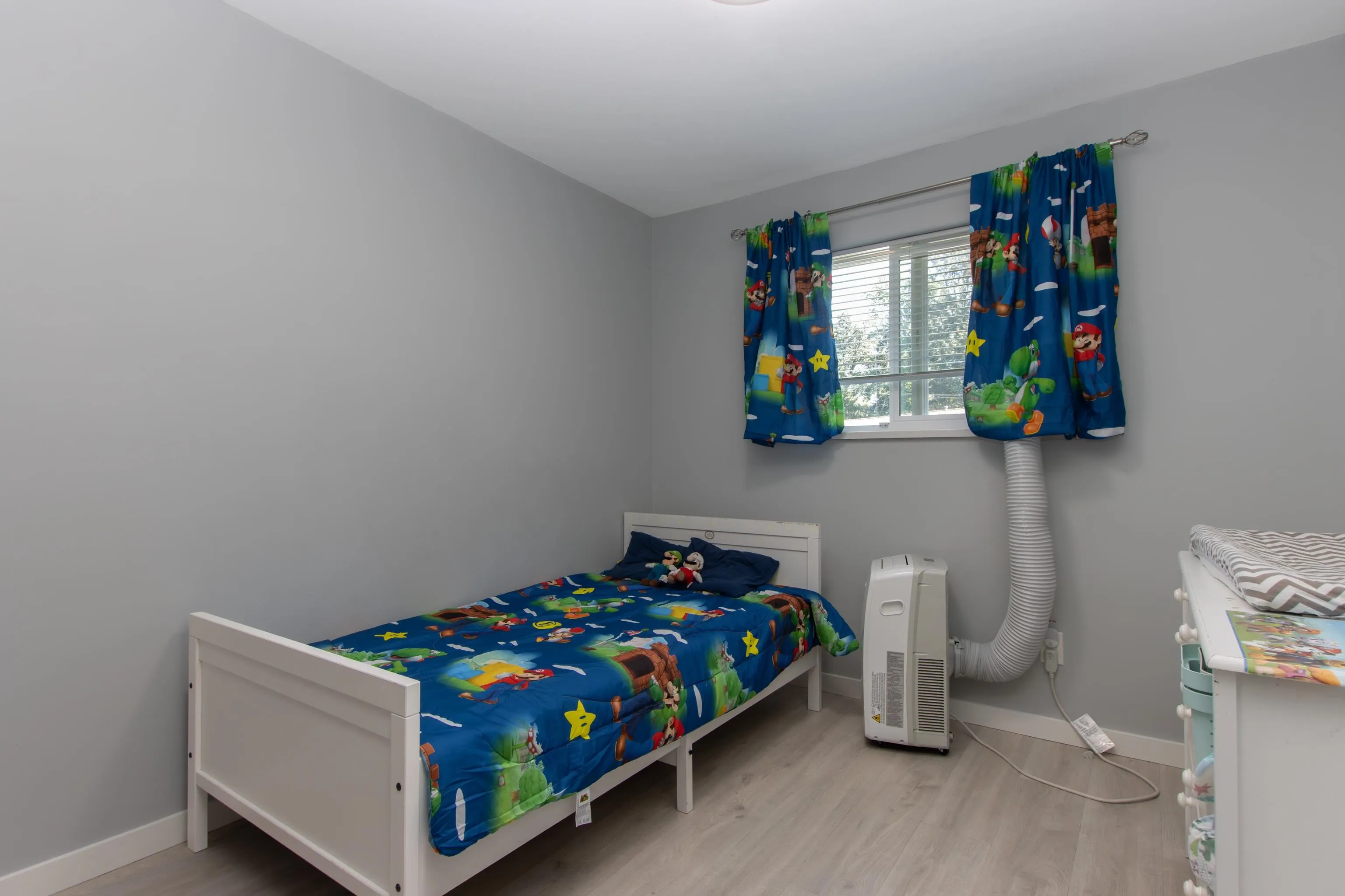 36 2401 Mamquam Road