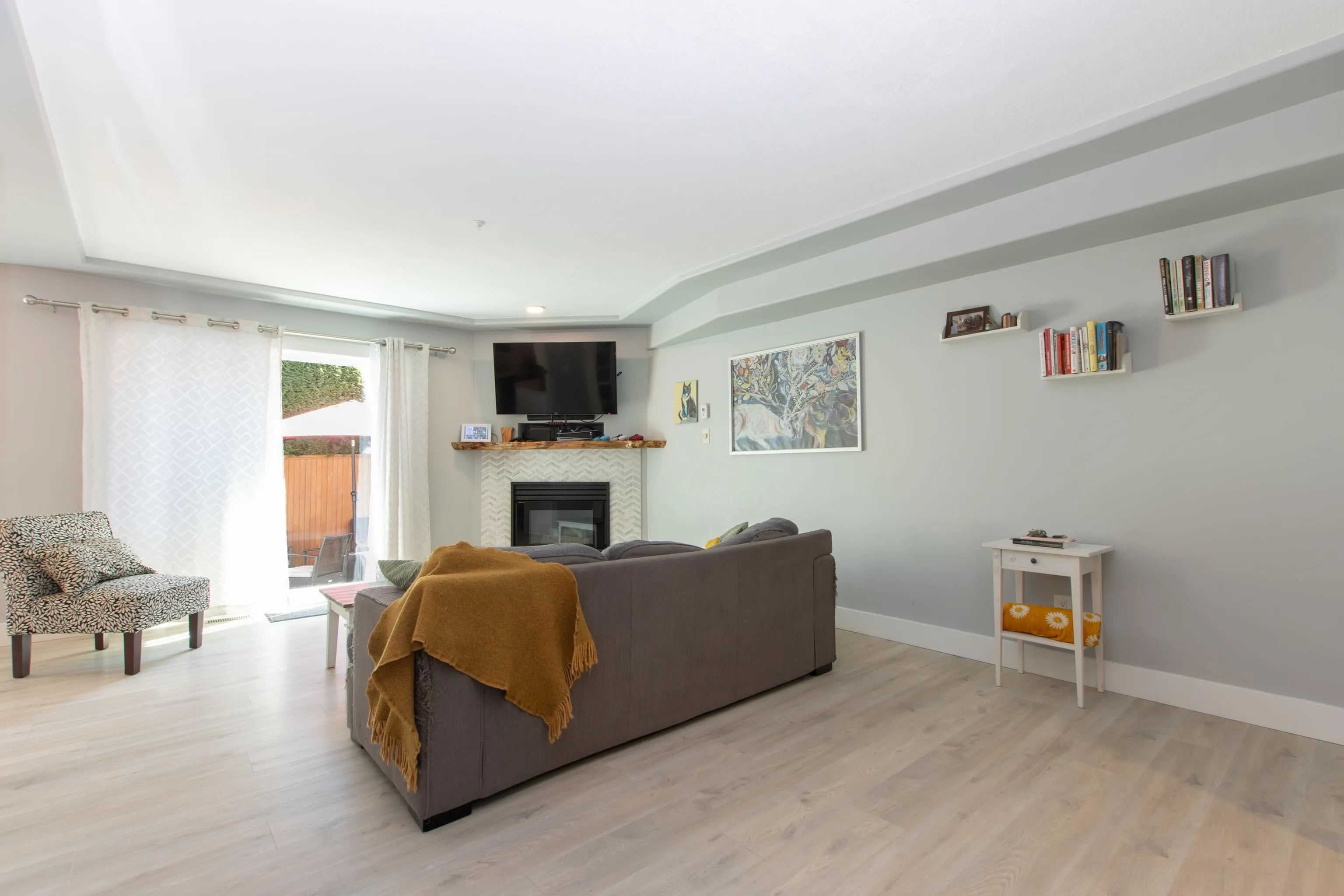 36 2401 Mamquam Road