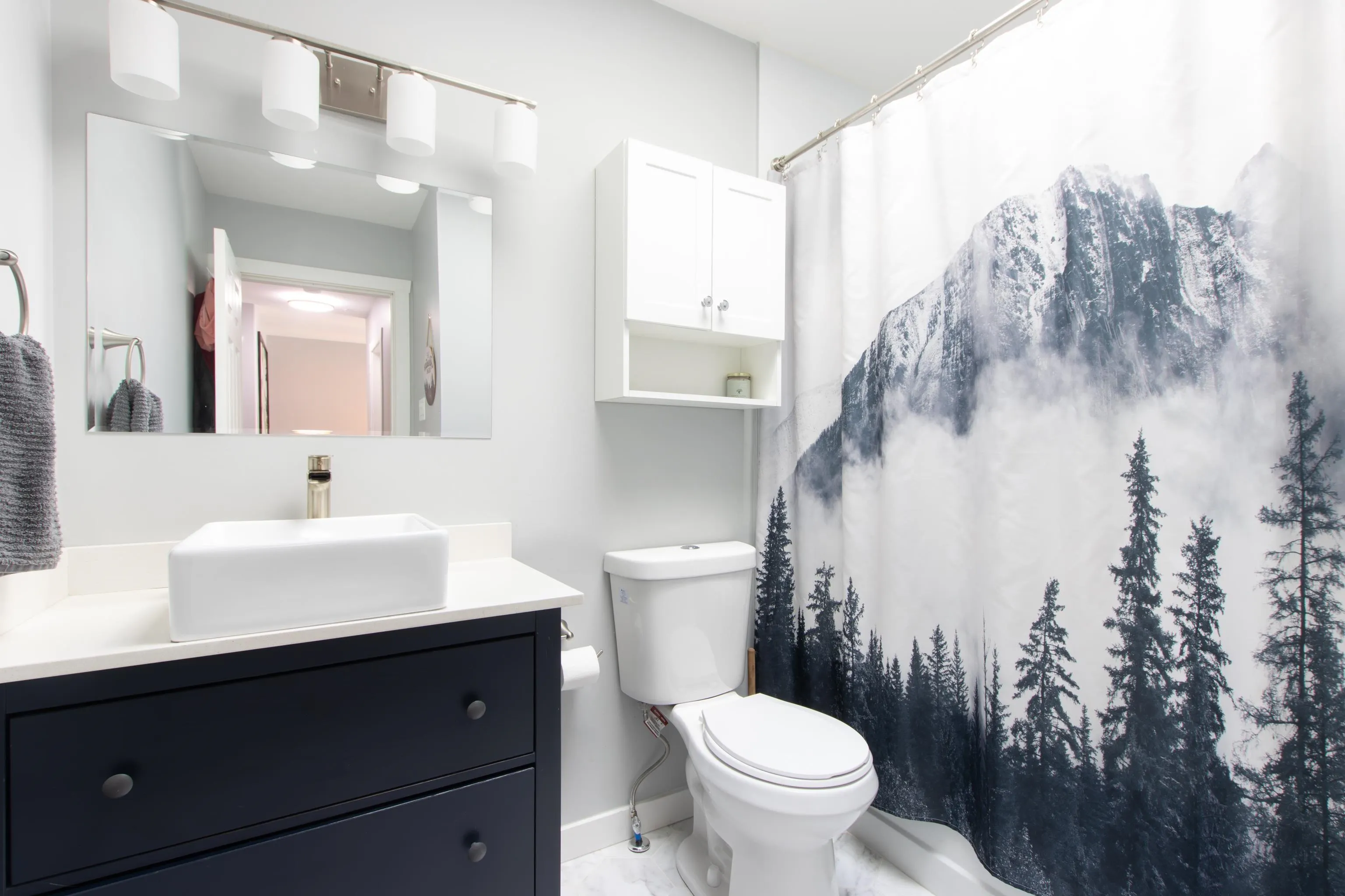 36 2401 Mamquam Road