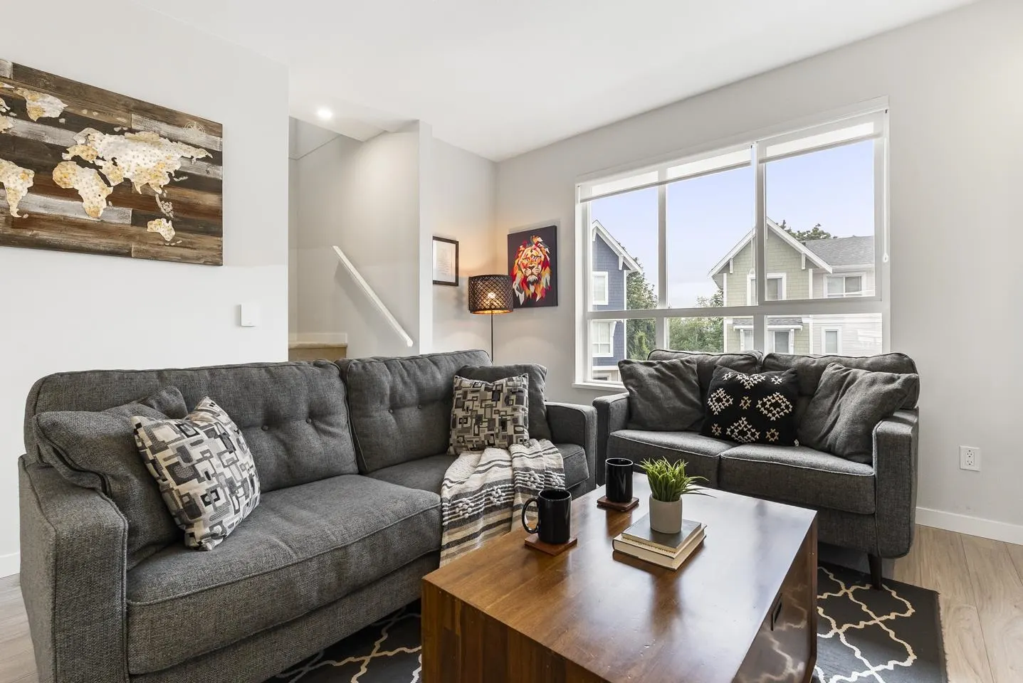 136 8335 Nelson Street