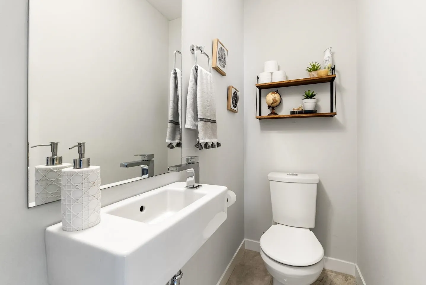 136 8335 Nelson Street