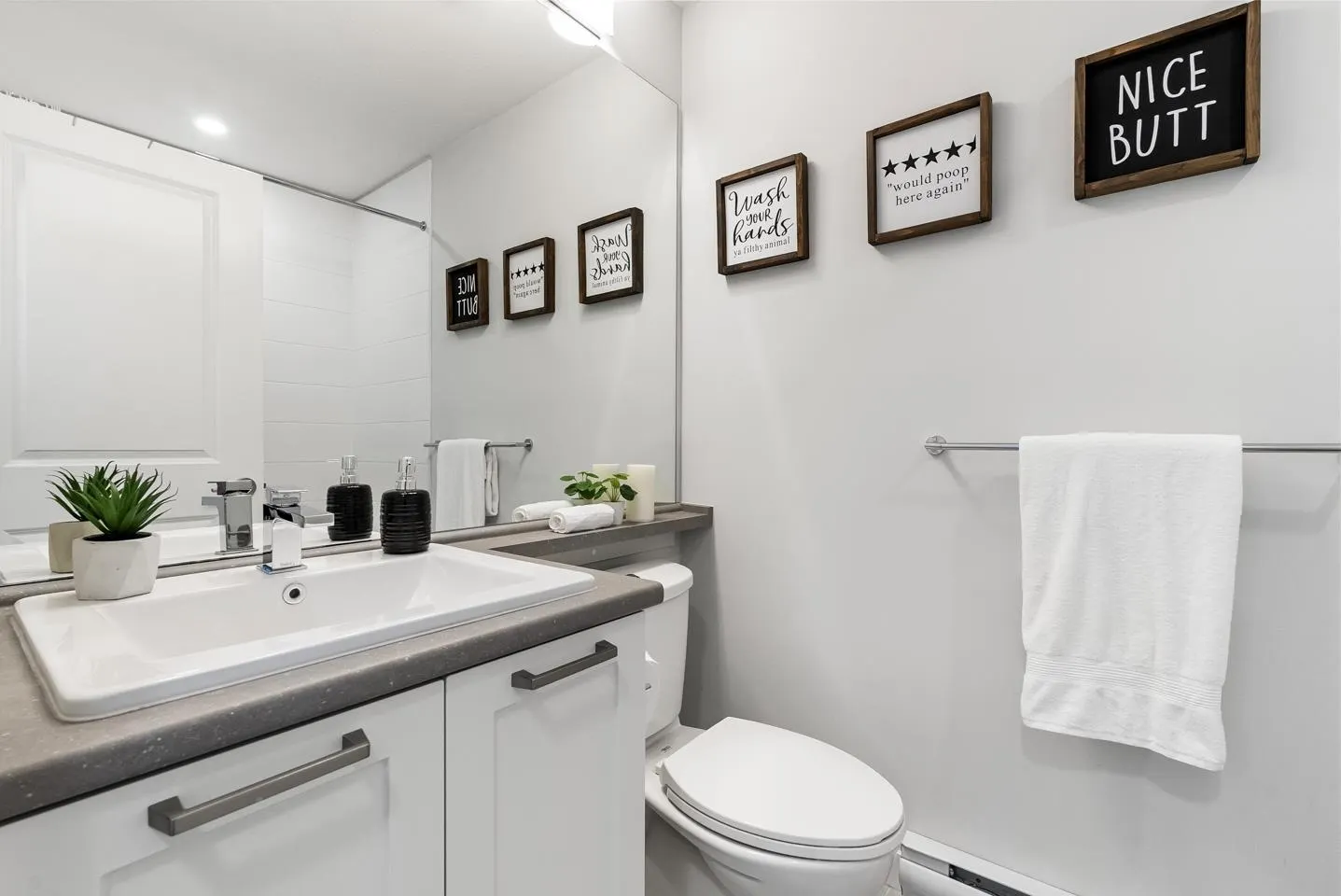 136 8335 Nelson Street