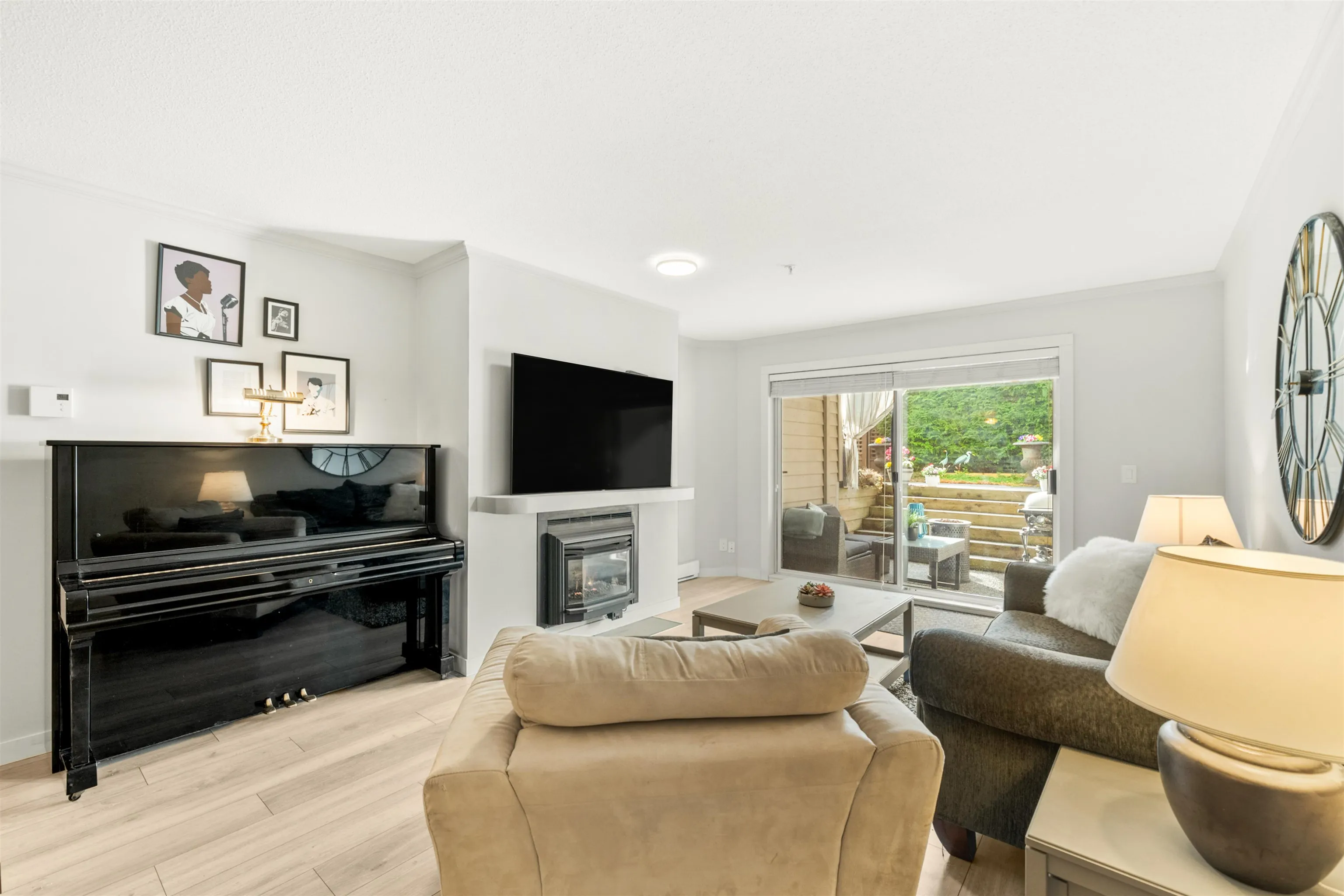 305 1050 Bowron Court