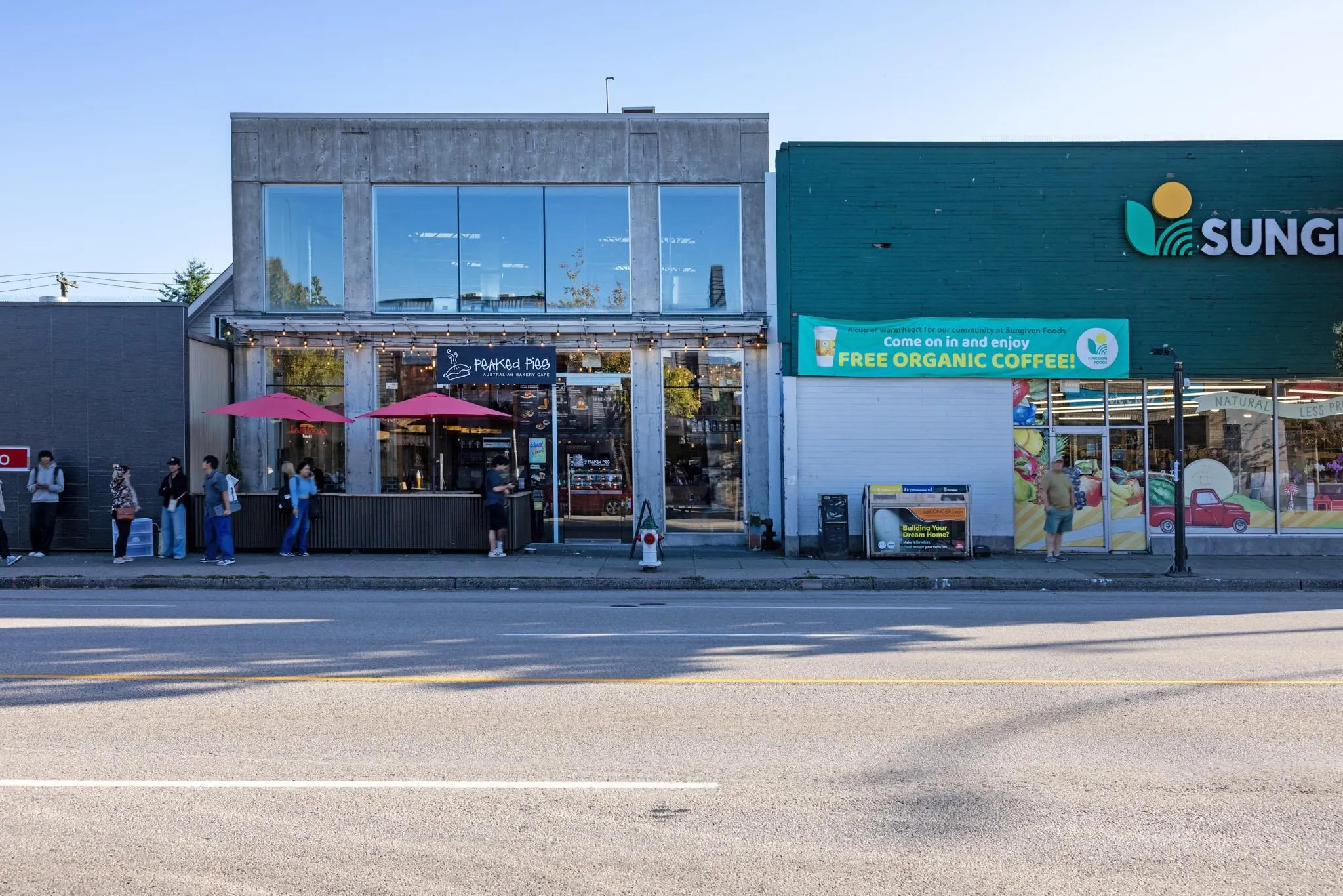 3929 Triumph Street