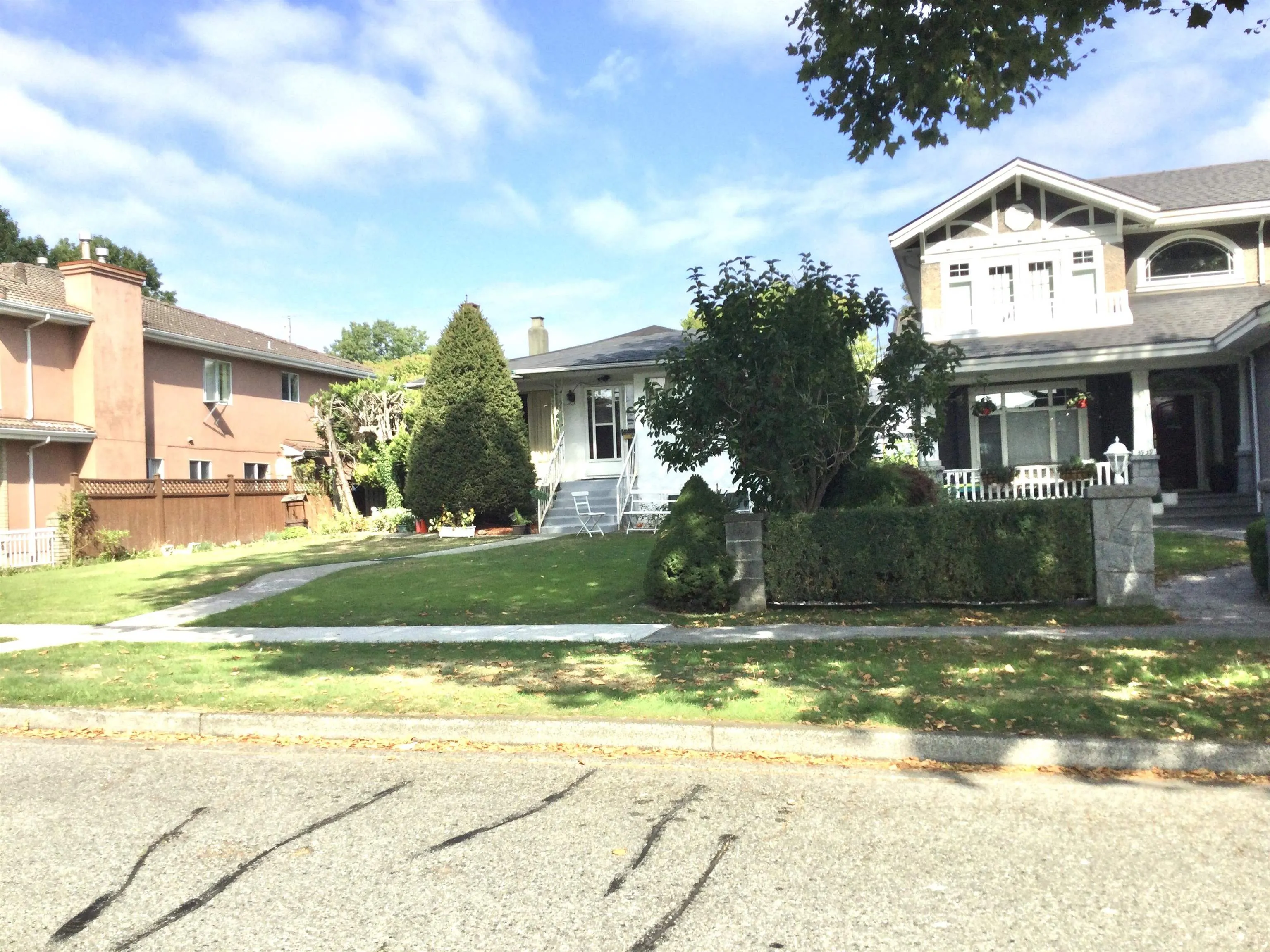3929 Triumph Street