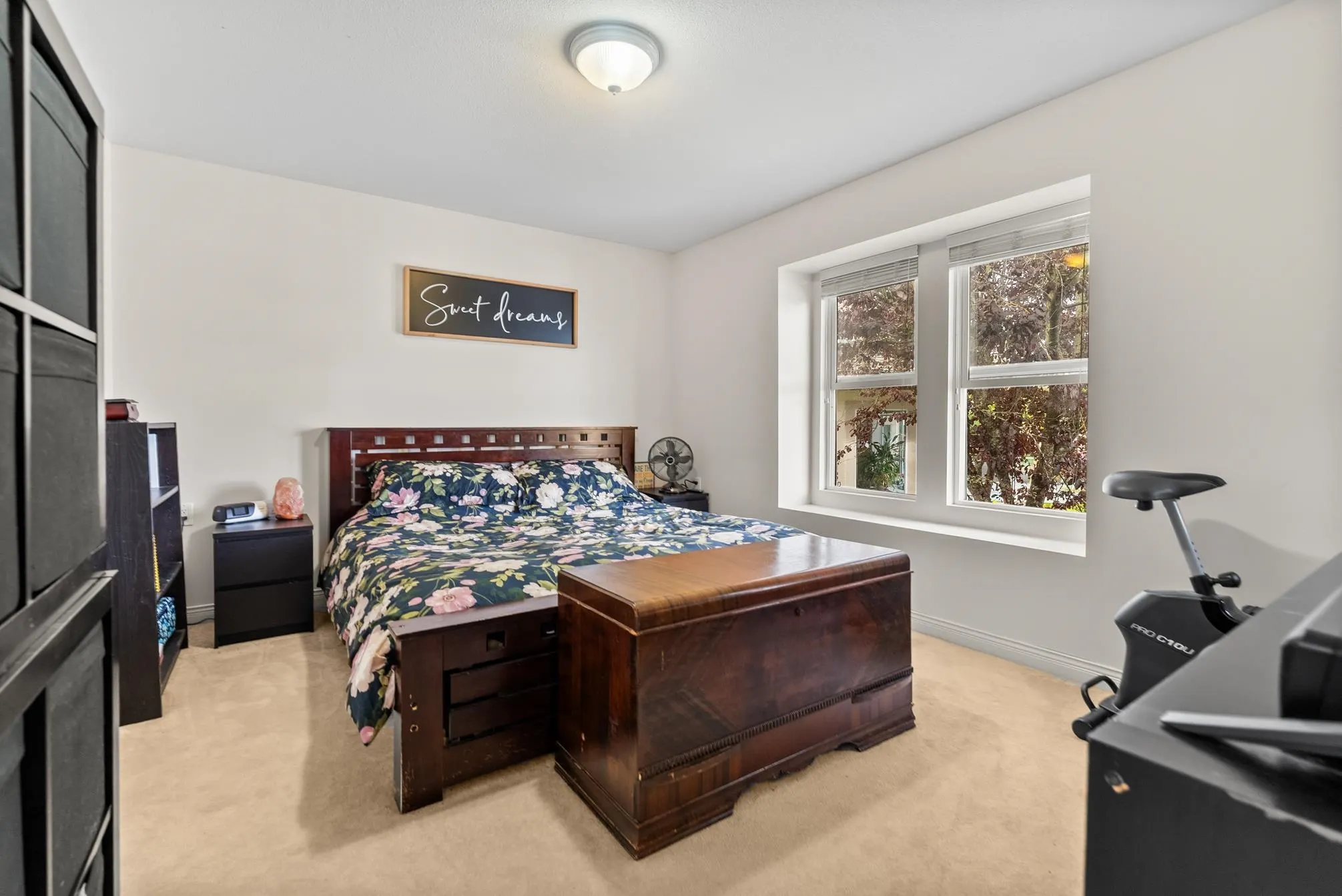 330 Rosehill Wynd