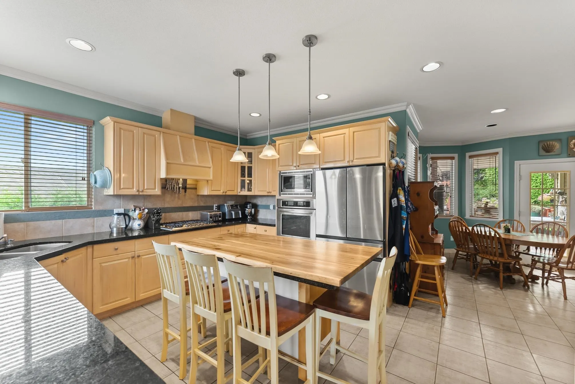 330 Rosehill Wynd