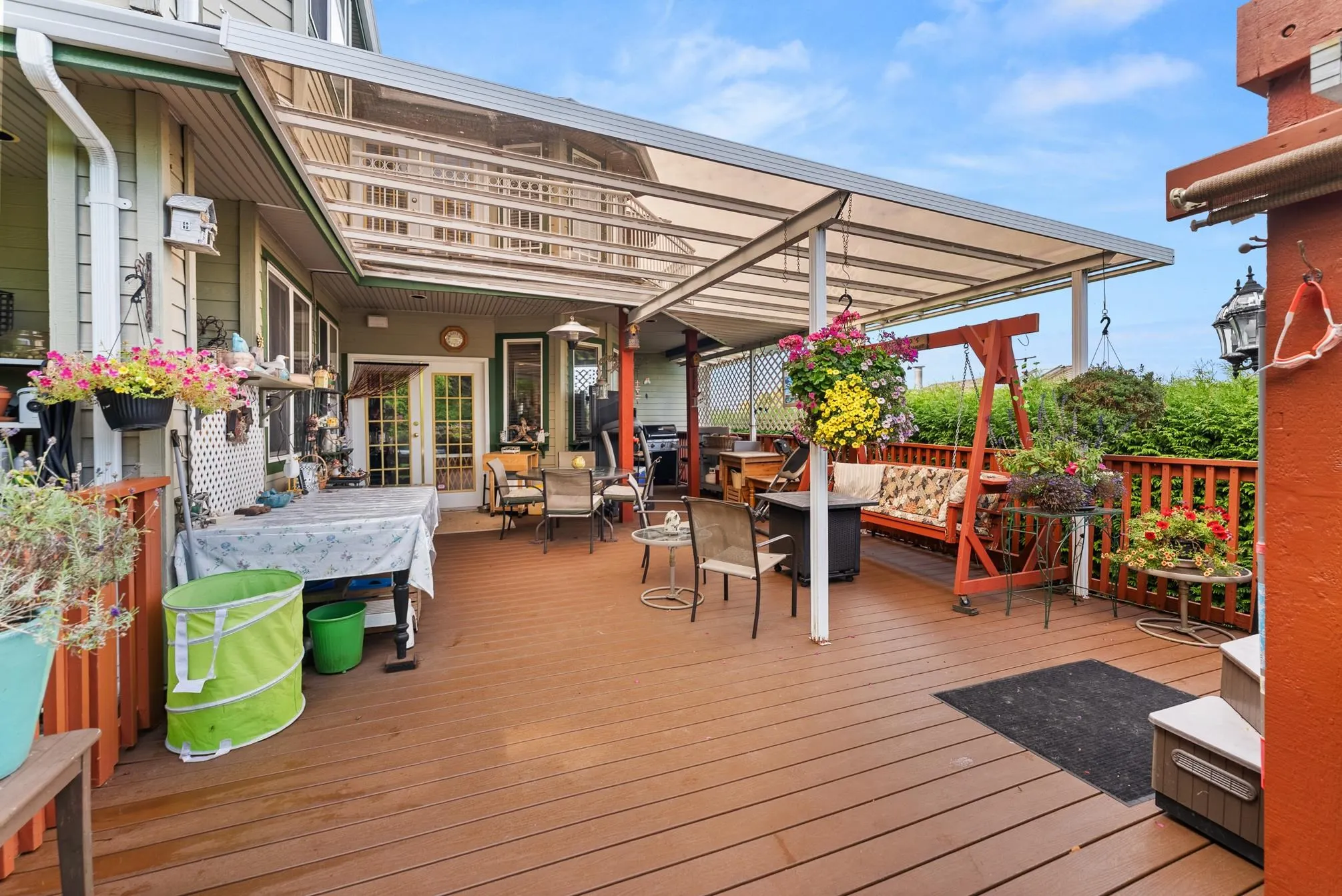 330 Rosehill Wynd