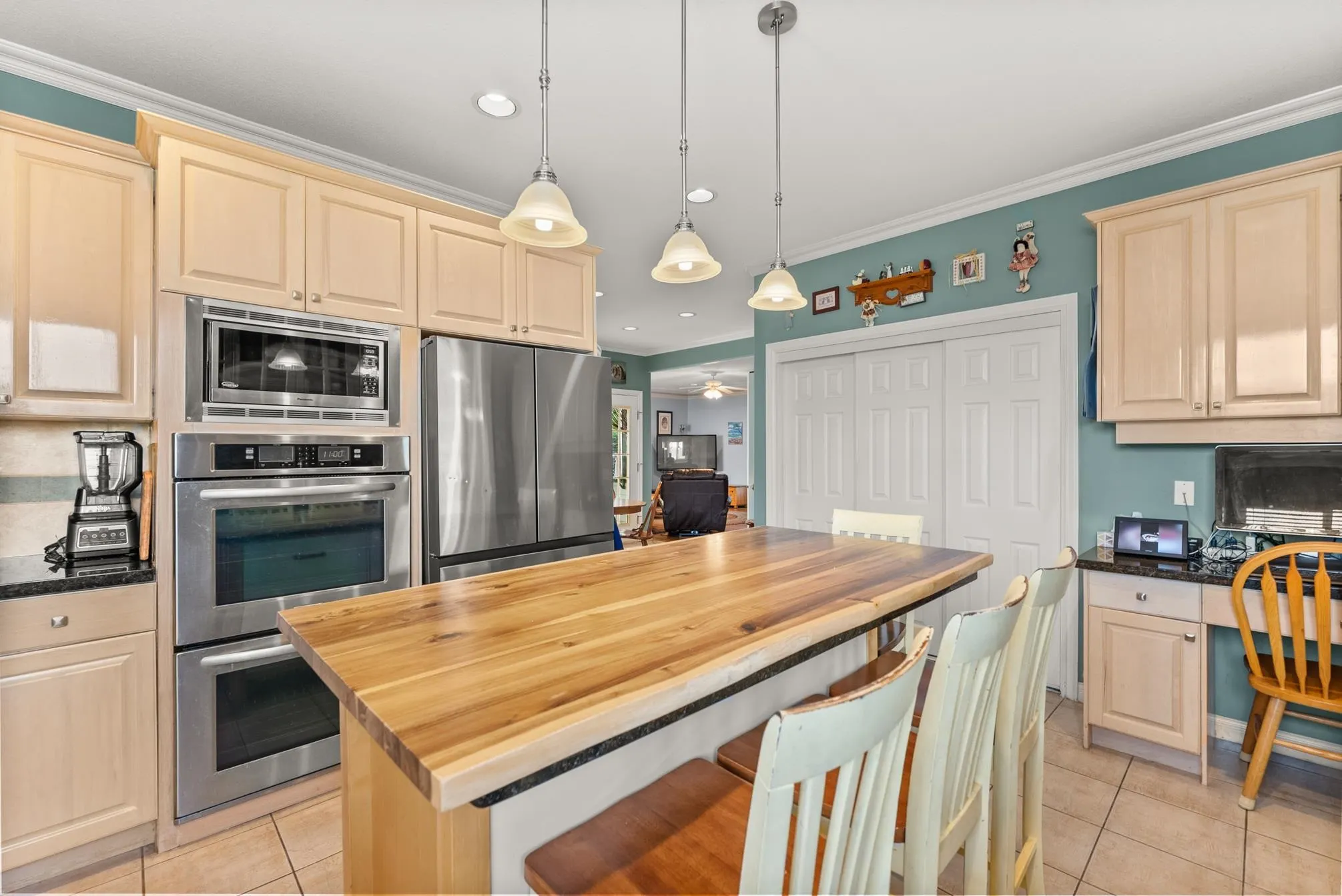 330 Rosehill Wynd