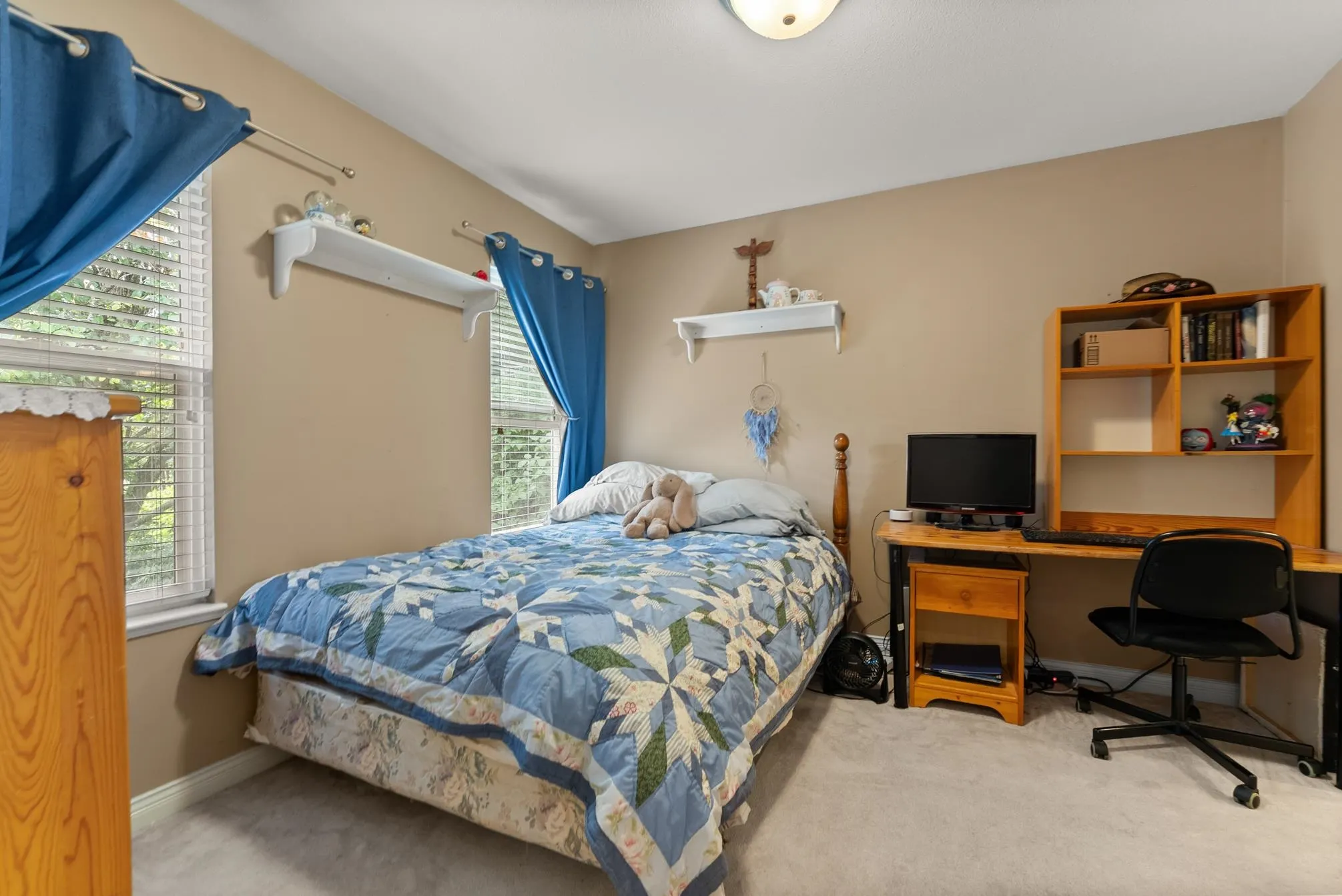 330 Rosehill Wynd
