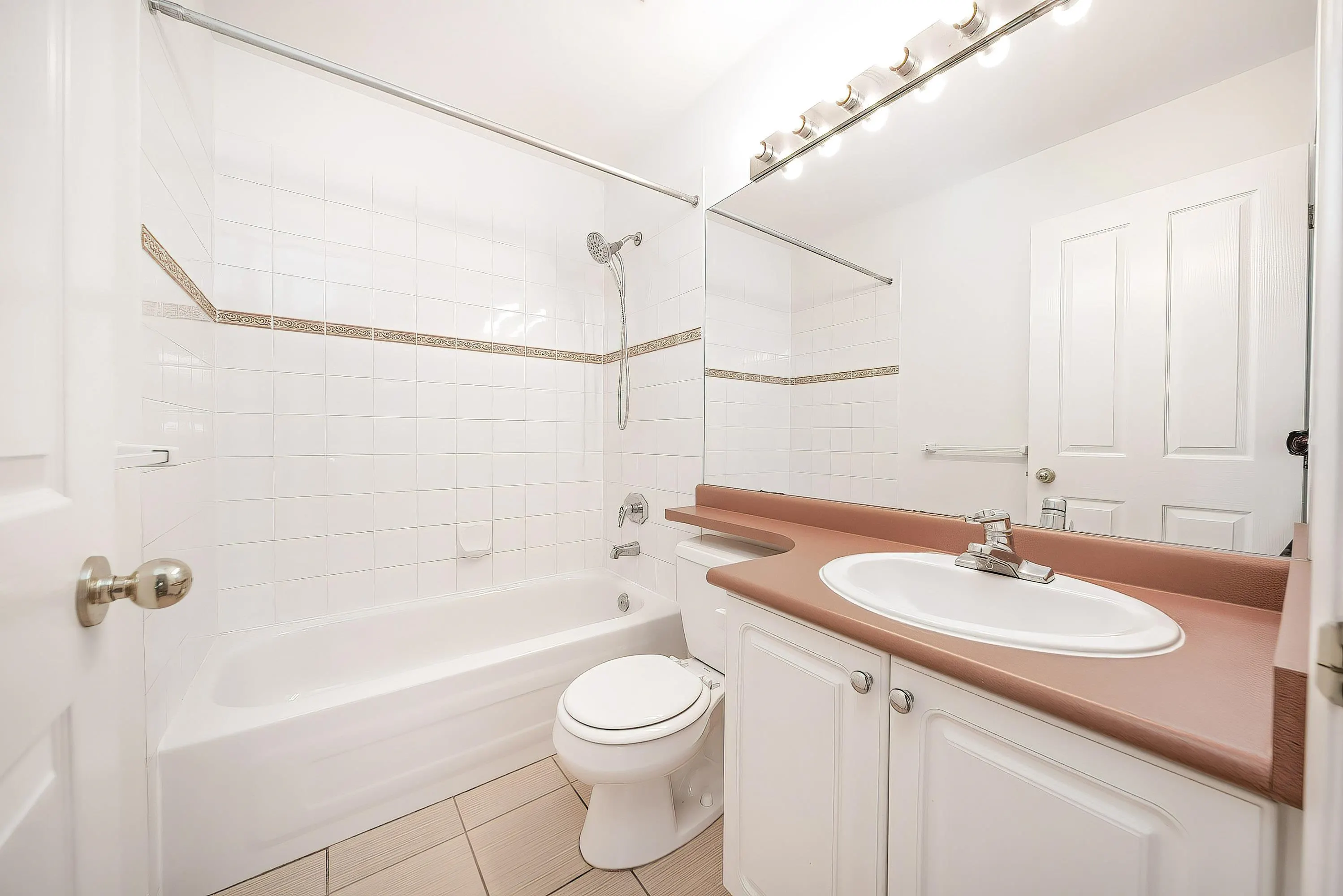 129 3880 Westminster Highway