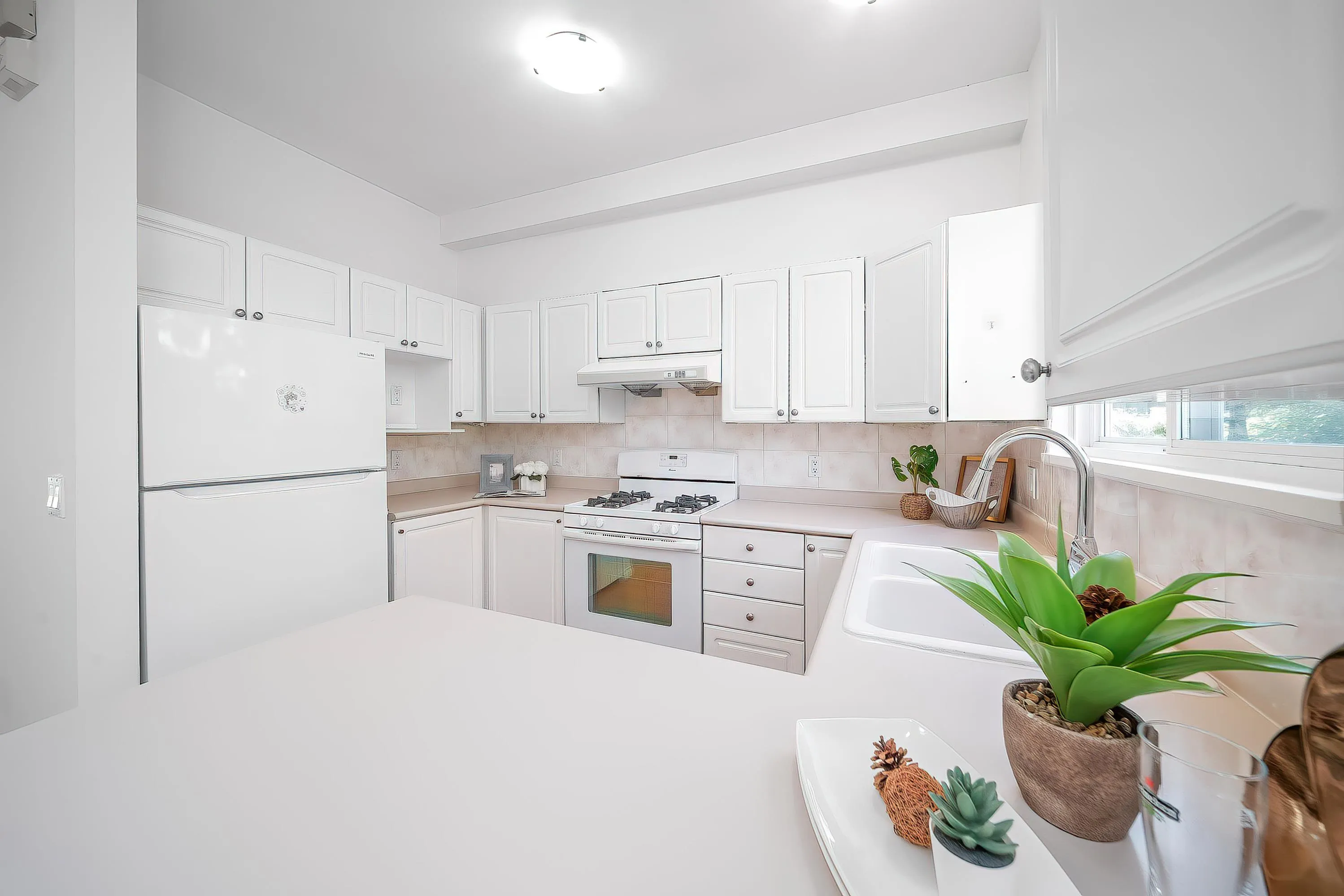 129 3880 Westminster Highway