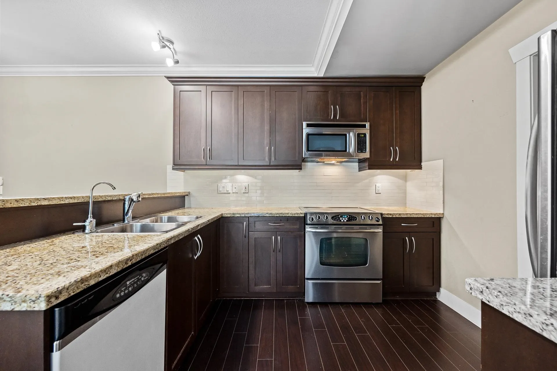 103 15368 17a Avenue