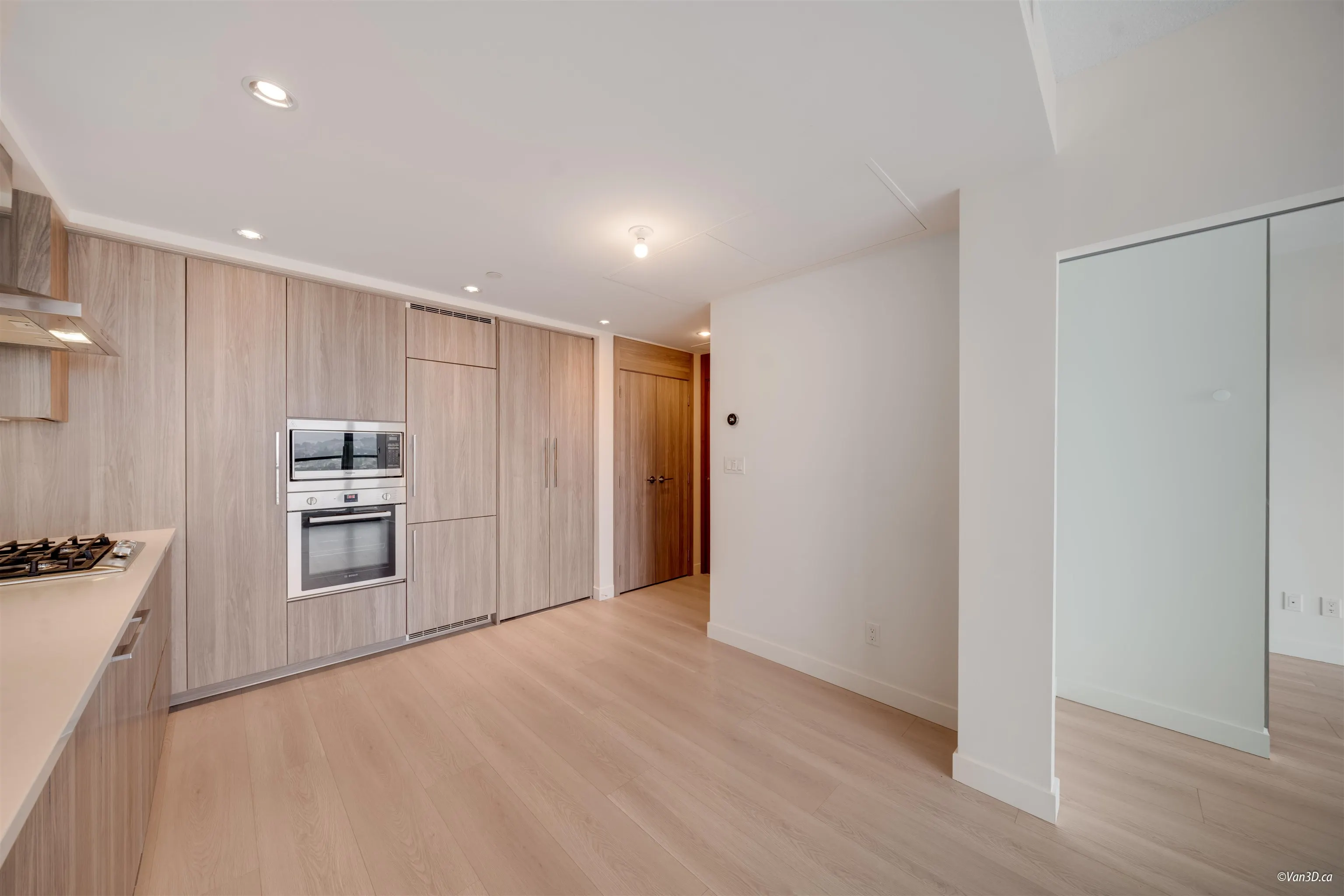3006 4730 Lougheed Highway