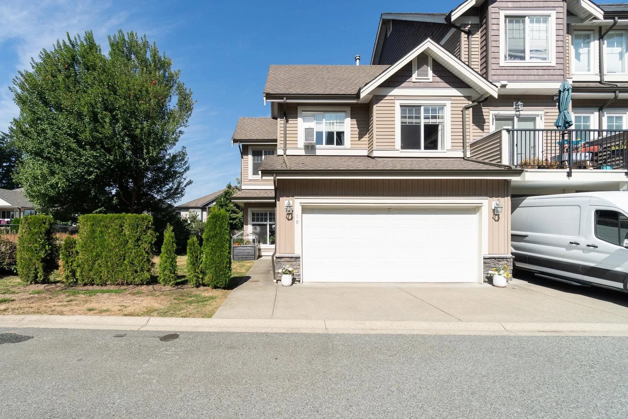 10 32792 Lightbody Court