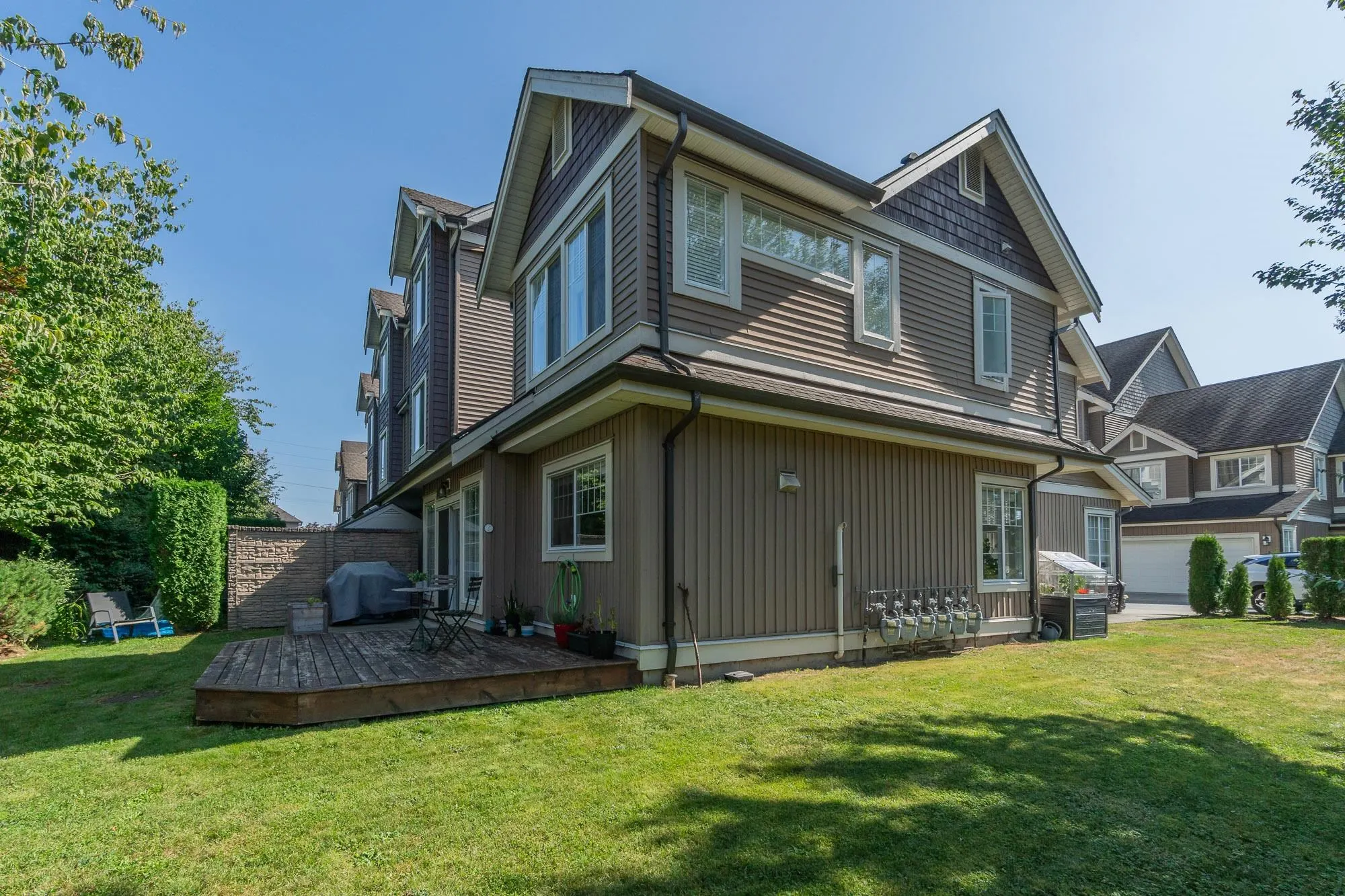 10 32792 Lightbody Court