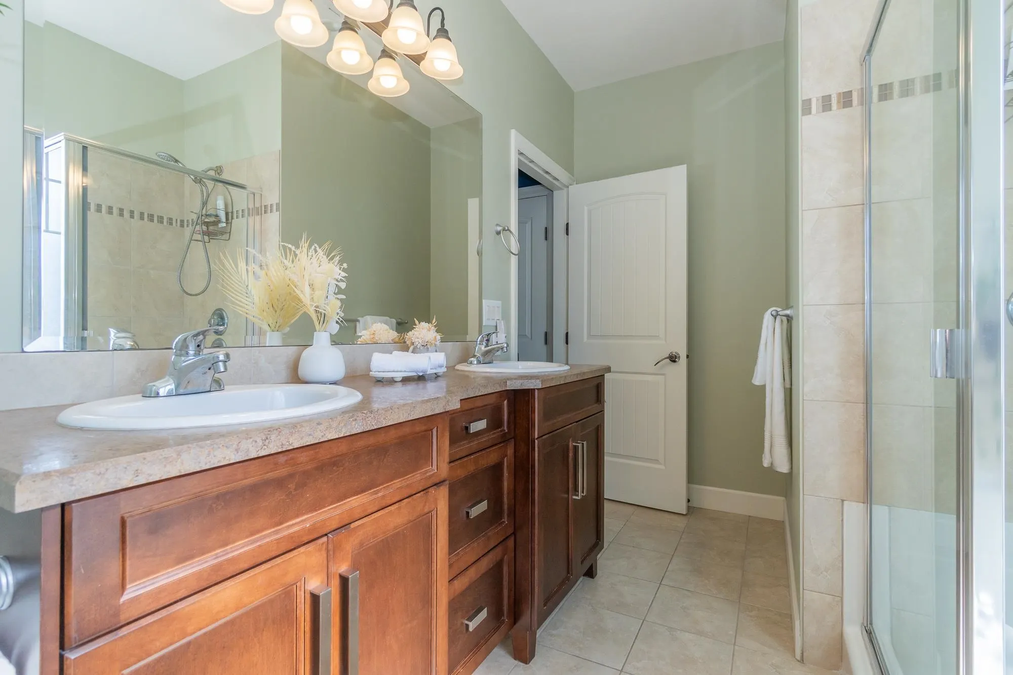 10 32792 Lightbody Court
