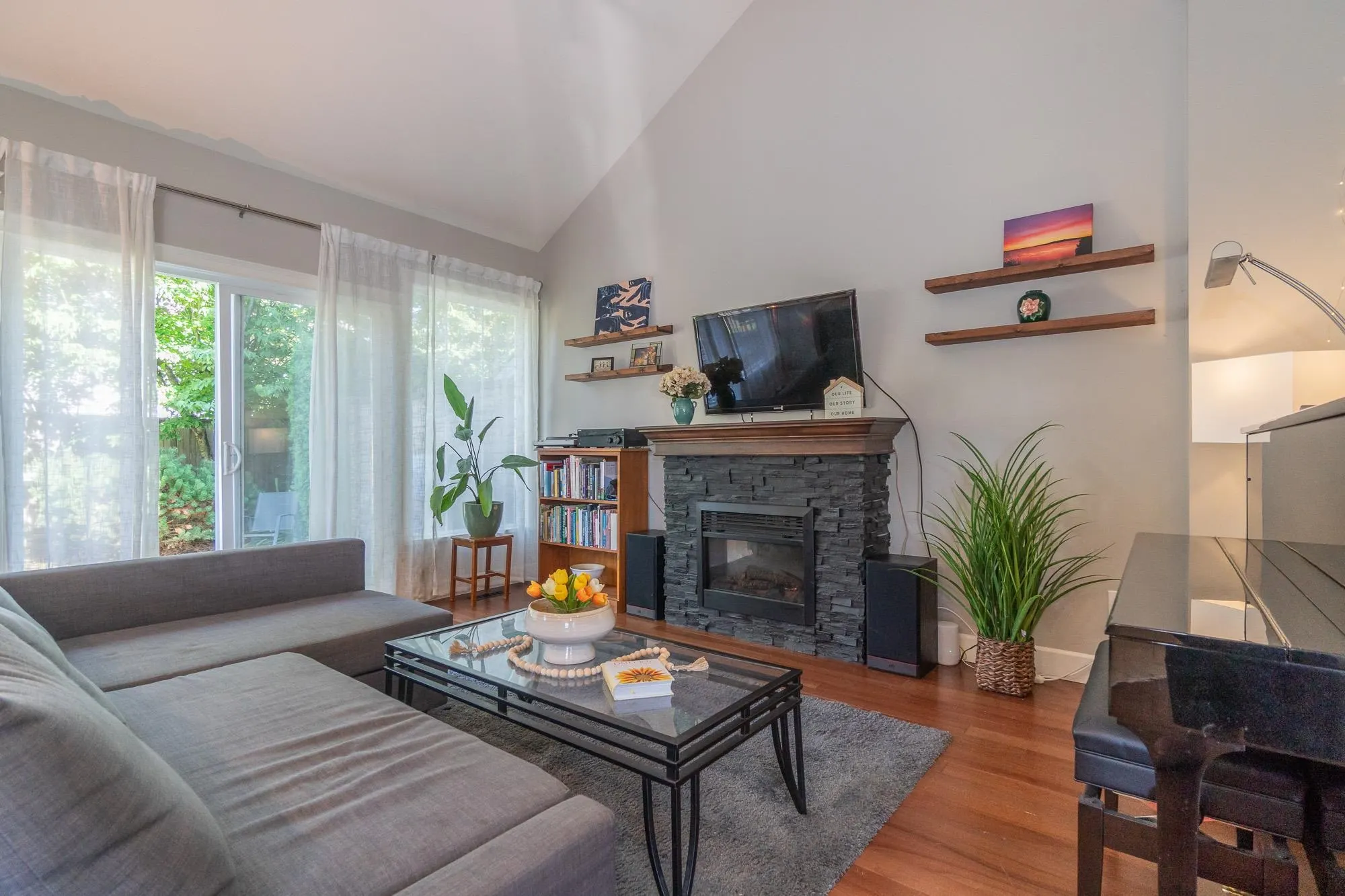 10 32792 Lightbody Court