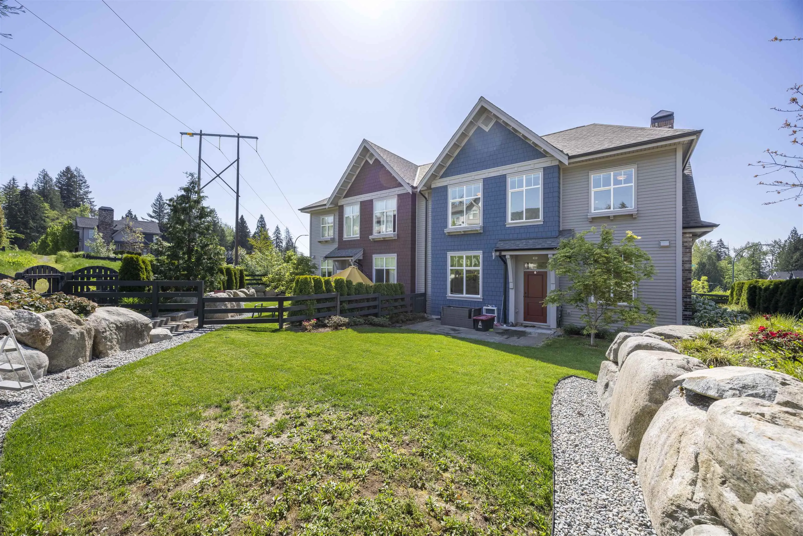 101 3517 Baycrest Avenue