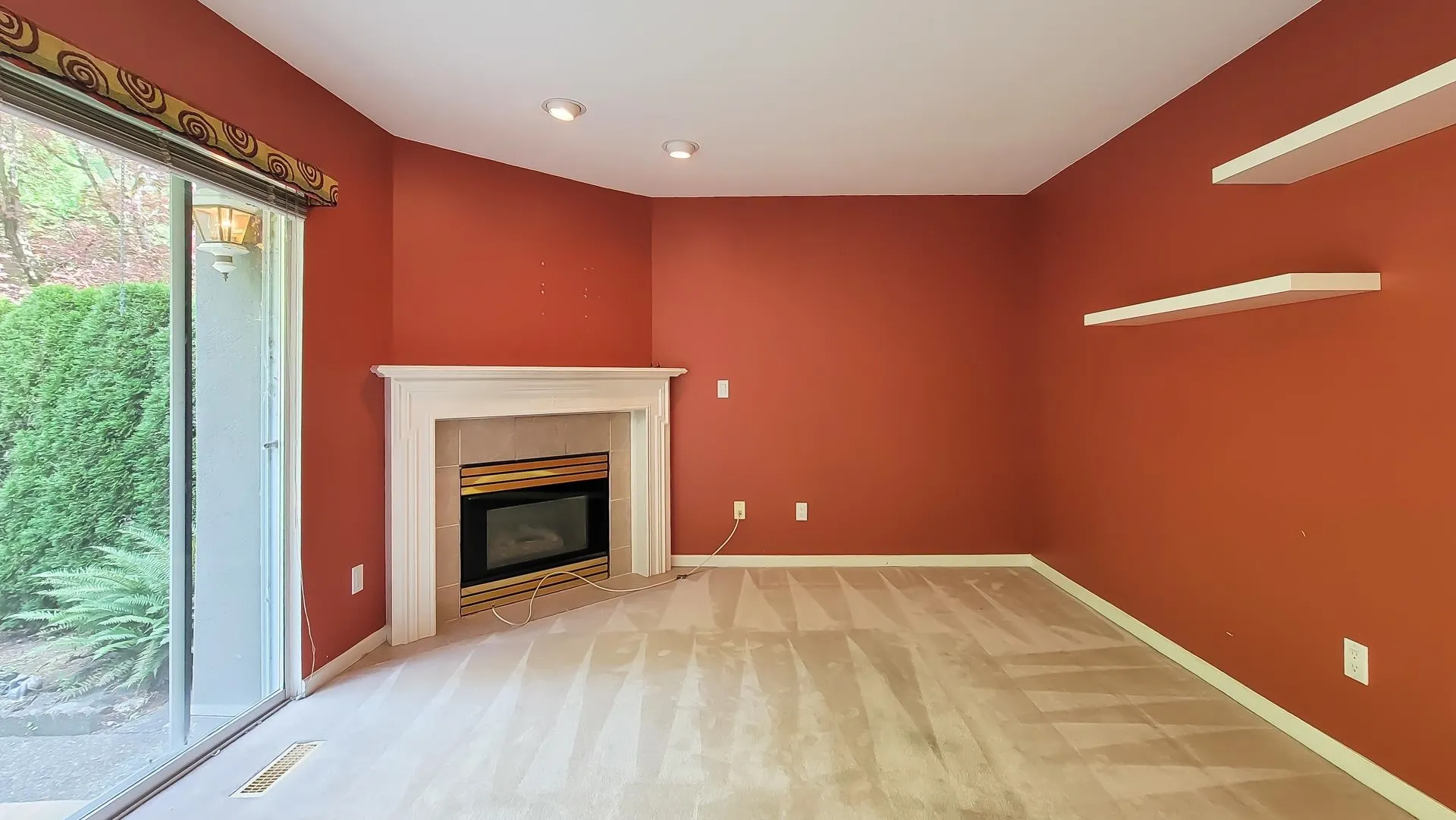 8 2990 Panorama Drive