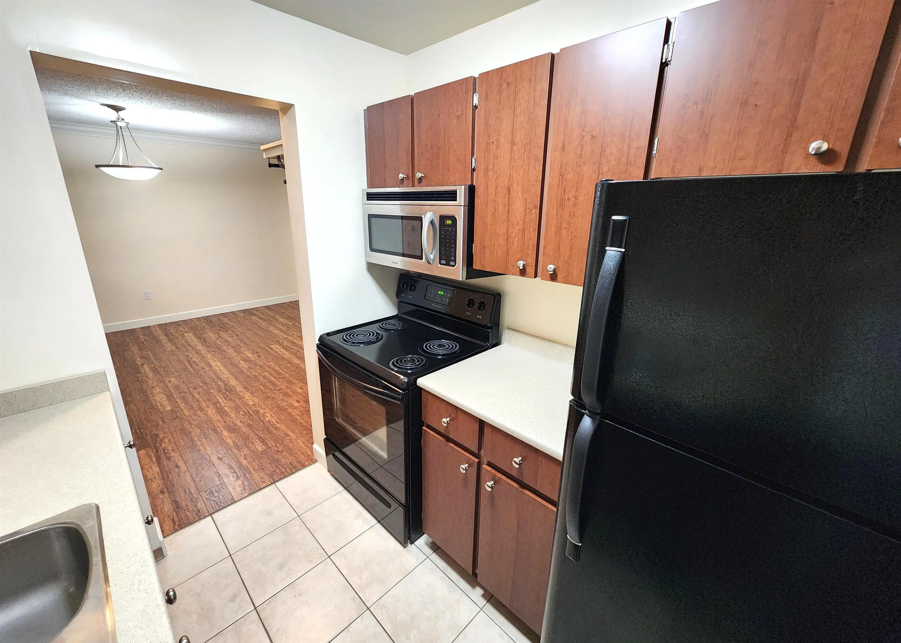 102 5664 200 Street