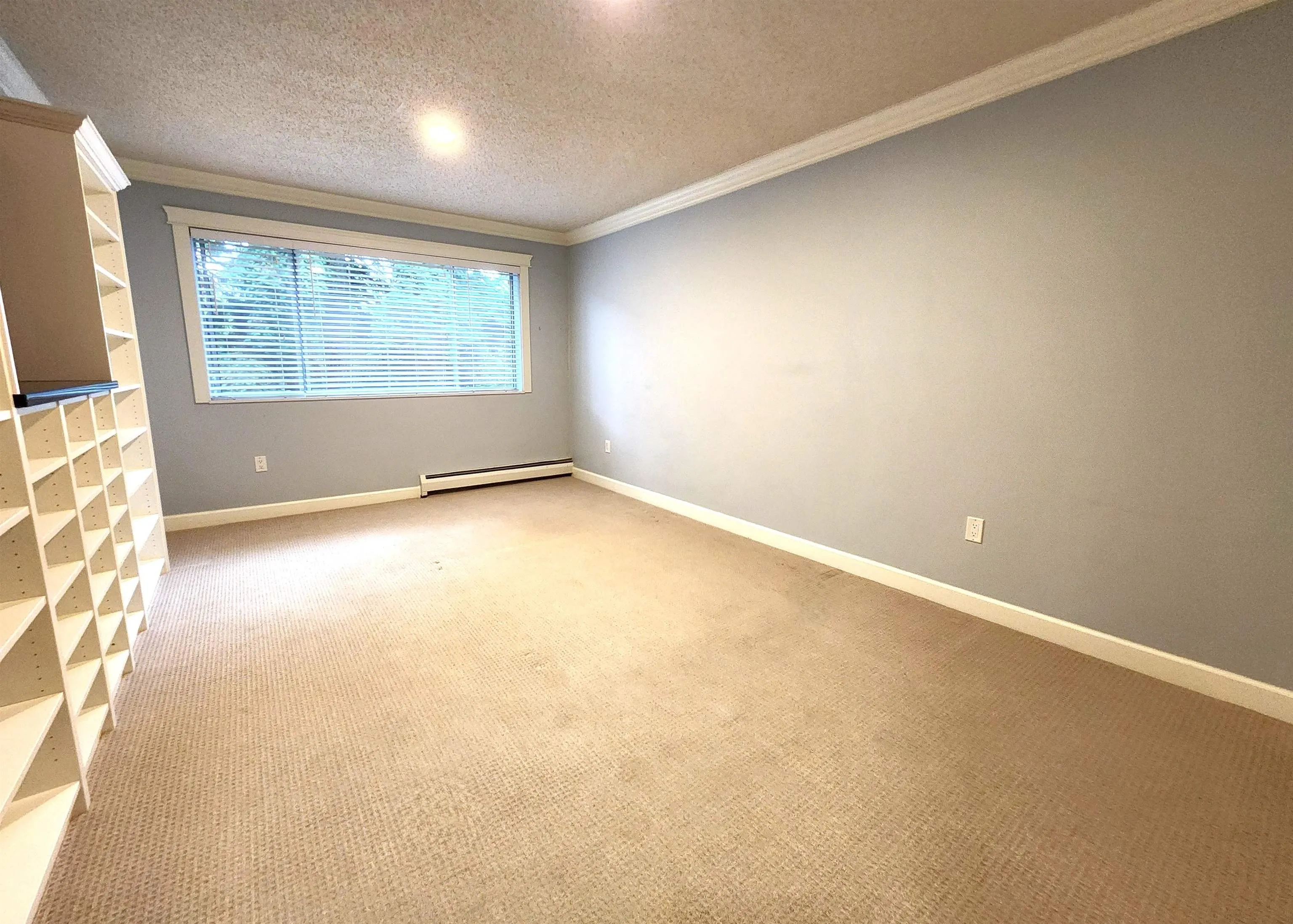 102 5664 200 Street