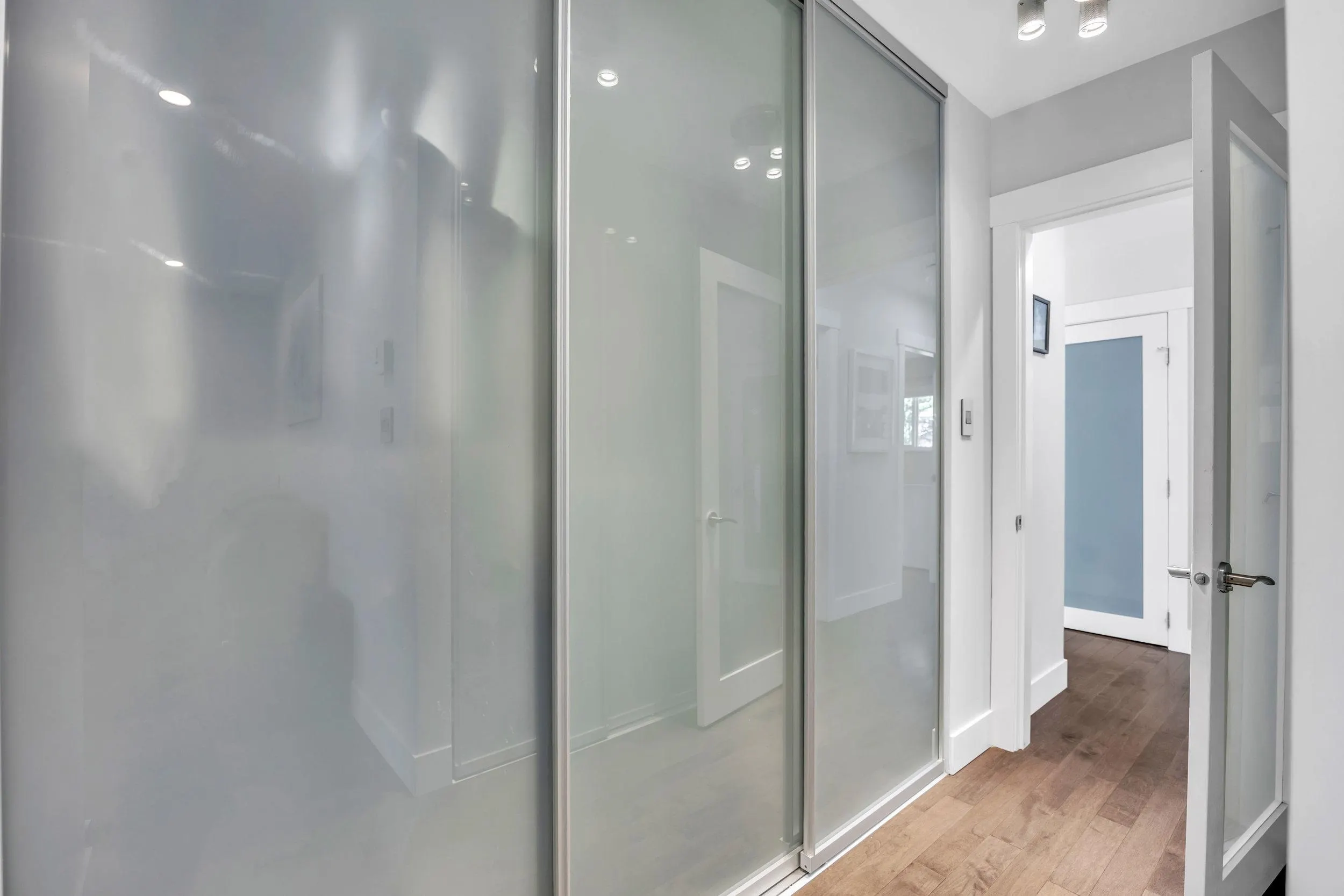 1176 W 23rd Street