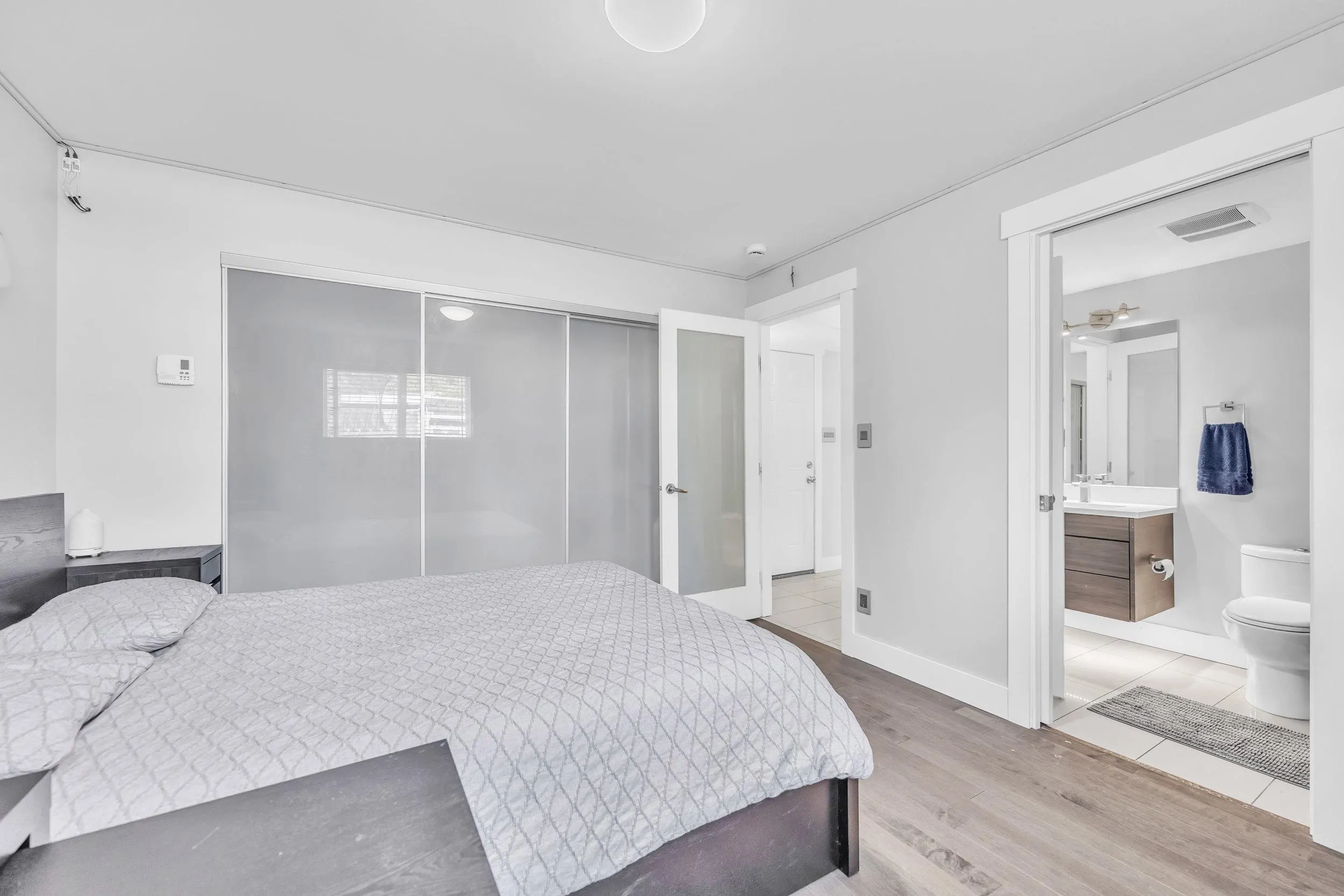 1176 W 23rd Street