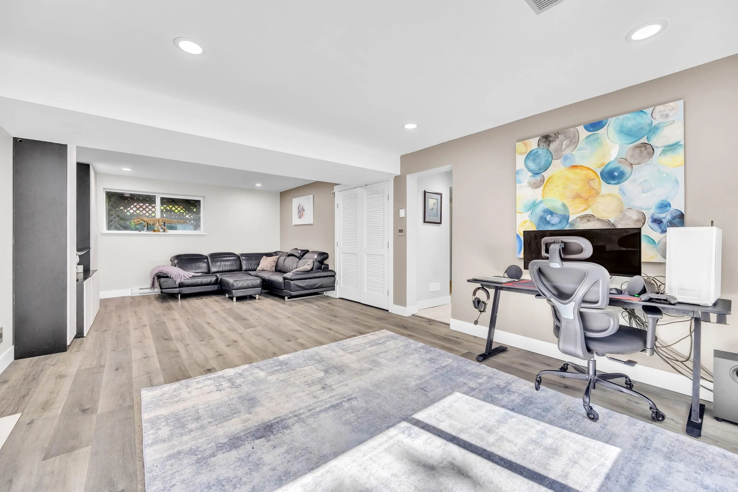 1176 W 23rd Street