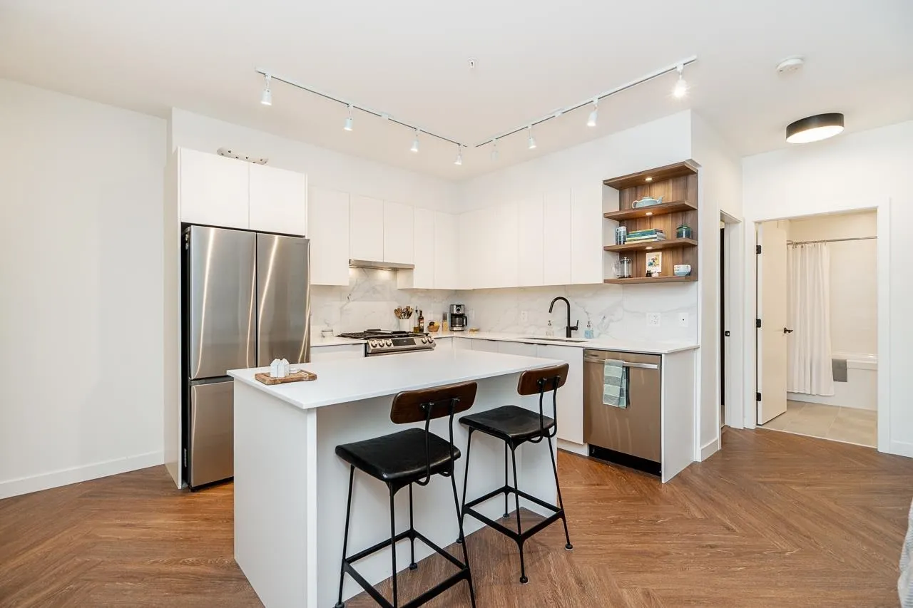 420 3229 St Johns Street