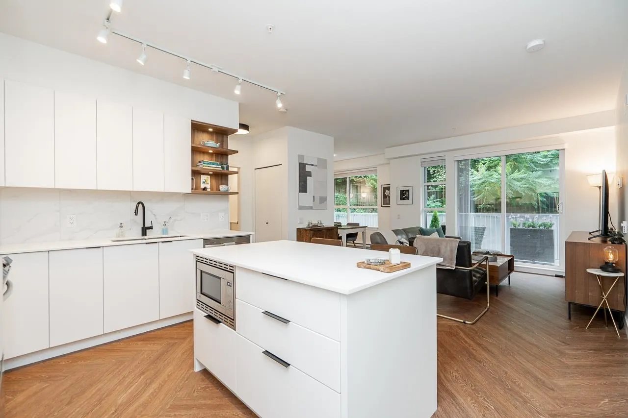 420 3229 St Johns Street