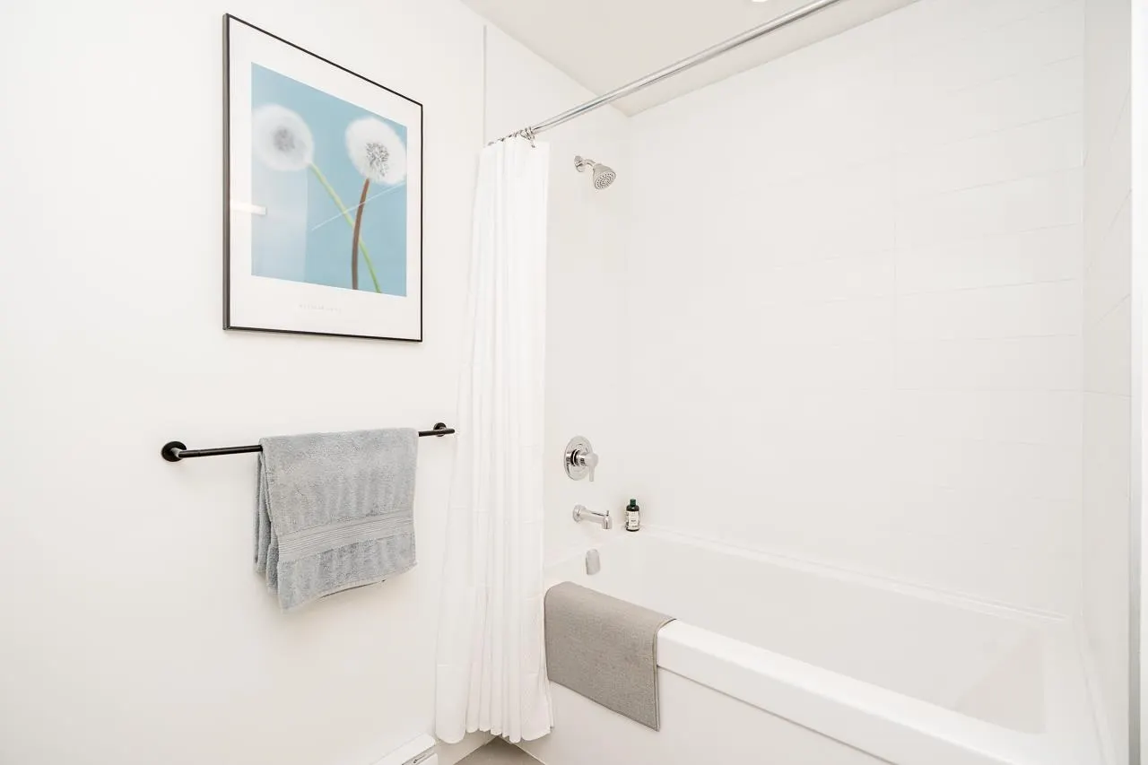 420 3229 St Johns Street