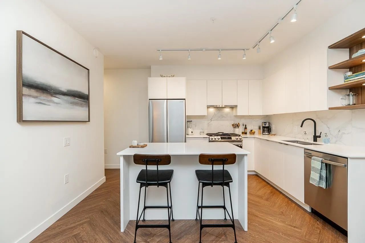 420 3229 St Johns Street