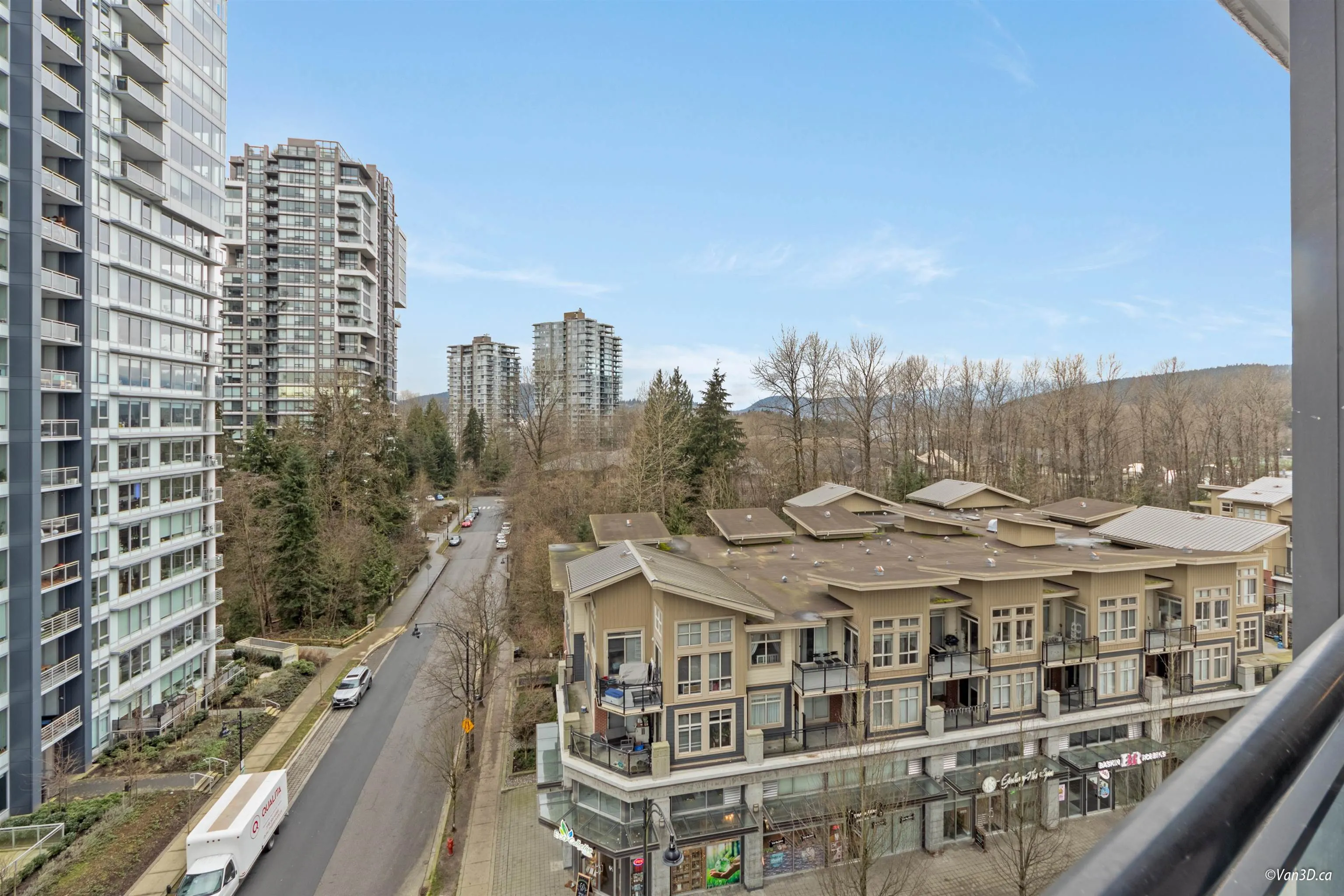 604 400 Capilano Road