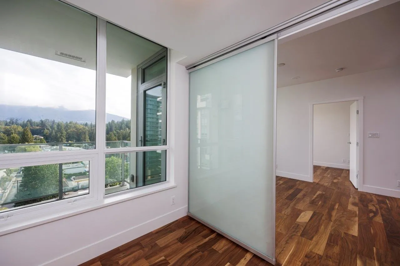 1008 1632 Lions Gate Lane