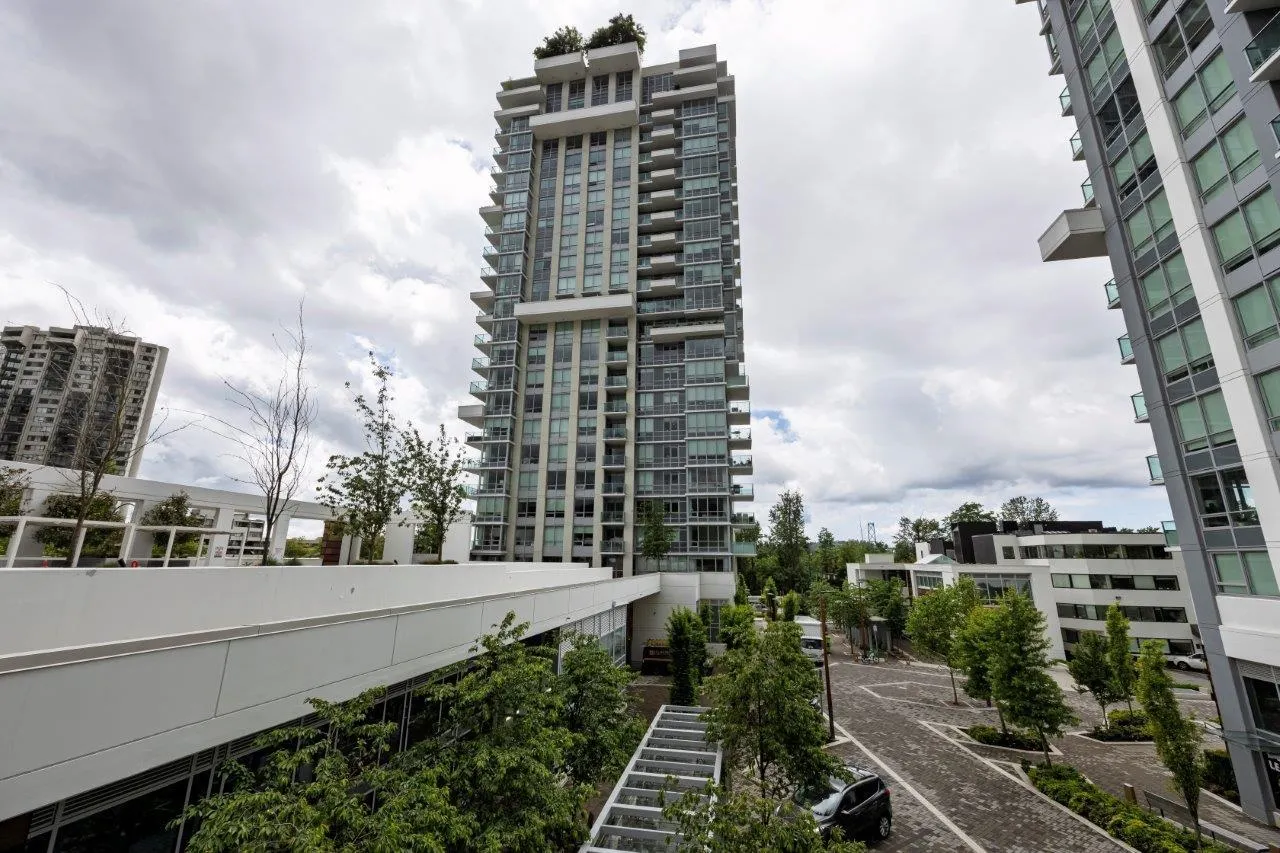 1008 1632 Lions Gate Lane