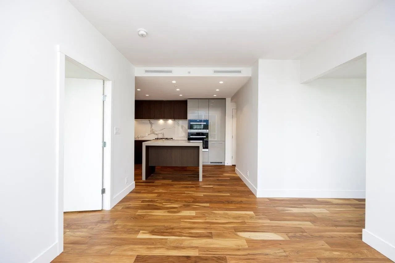 1008 1632 Lions Gate Lane