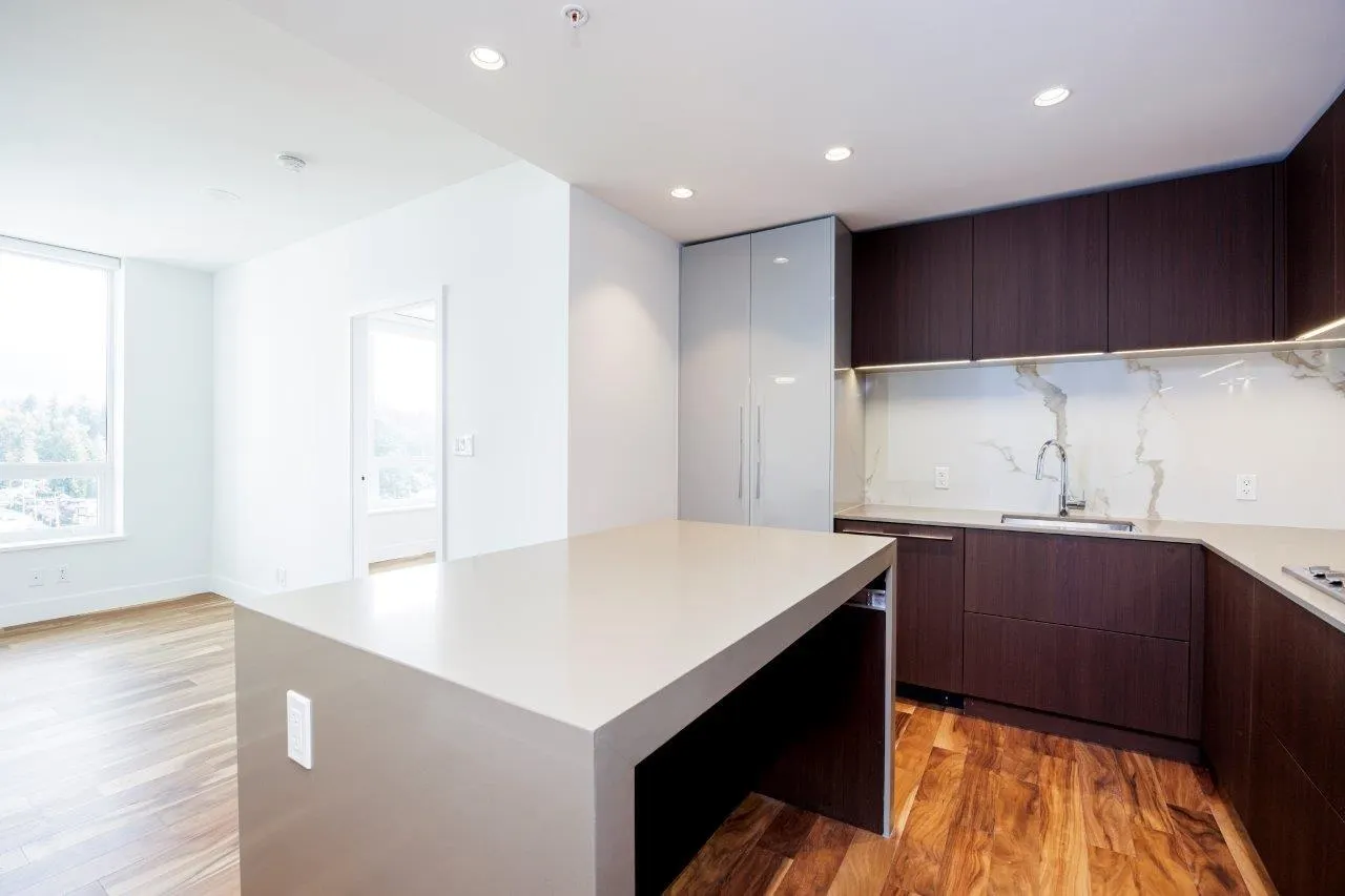 1008 1632 Lions Gate Lane