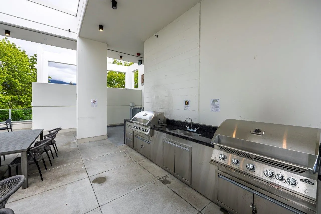 1008 1632 Lions Gate Lane