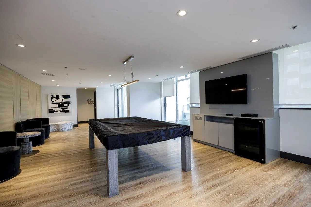 1008 1632 Lions Gate Lane