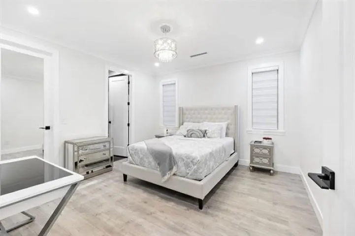 18065 58a Avenue