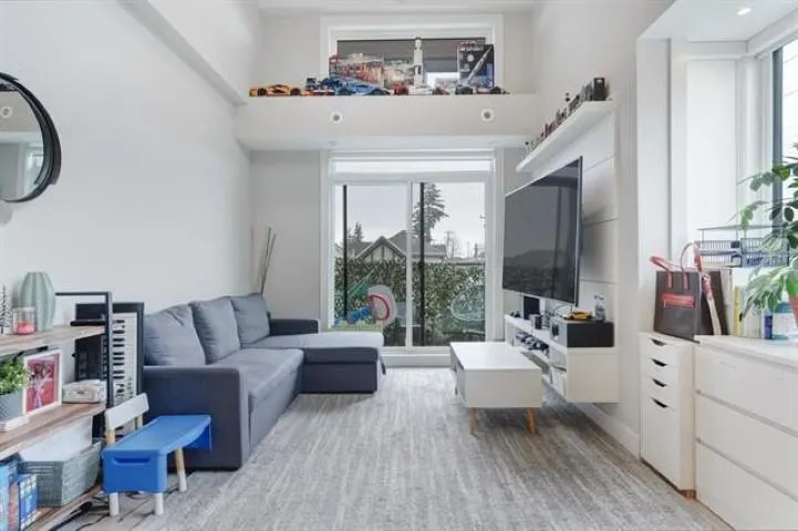 18065 58a Avenue