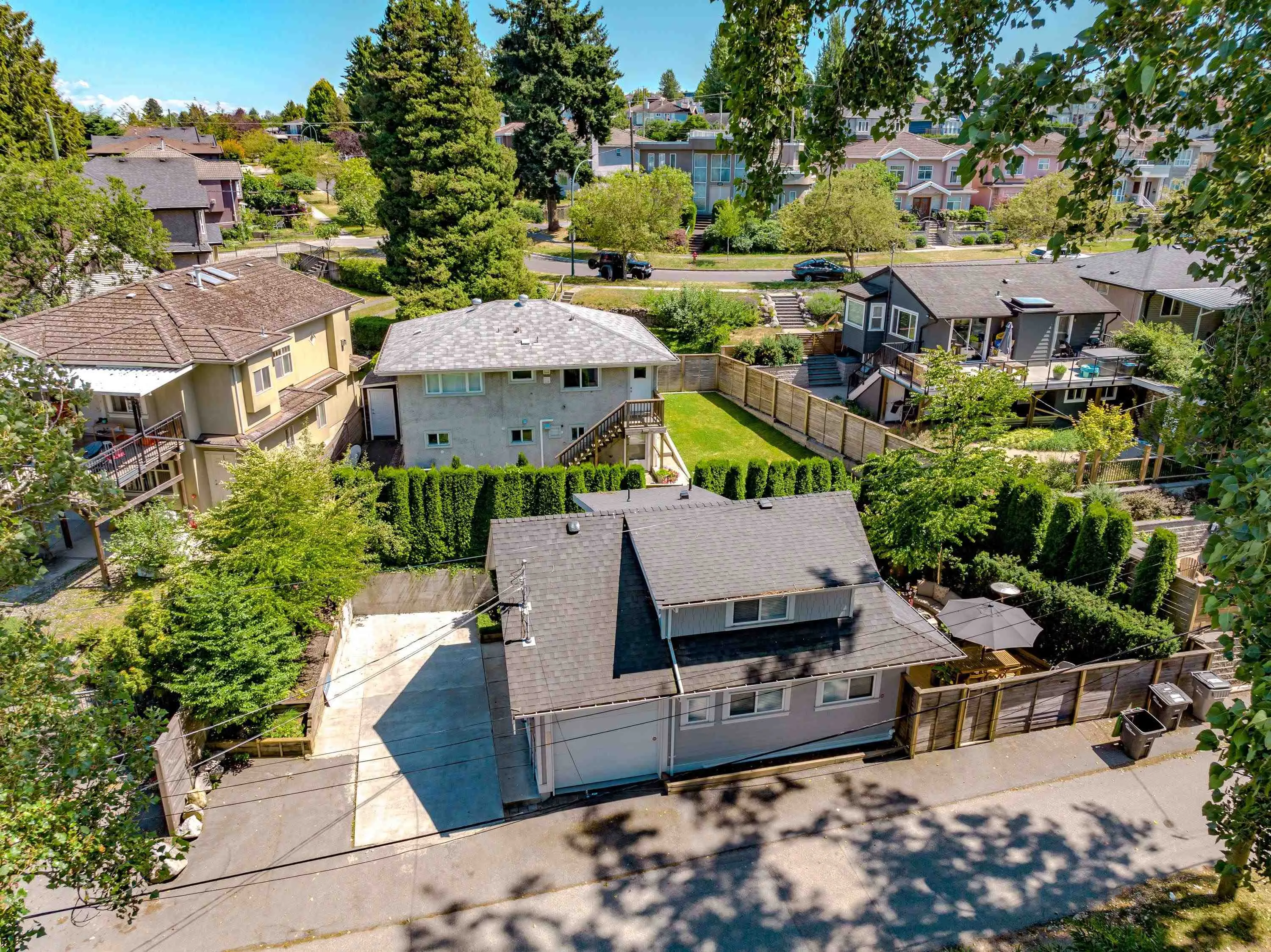 3217 Matapan Crescent