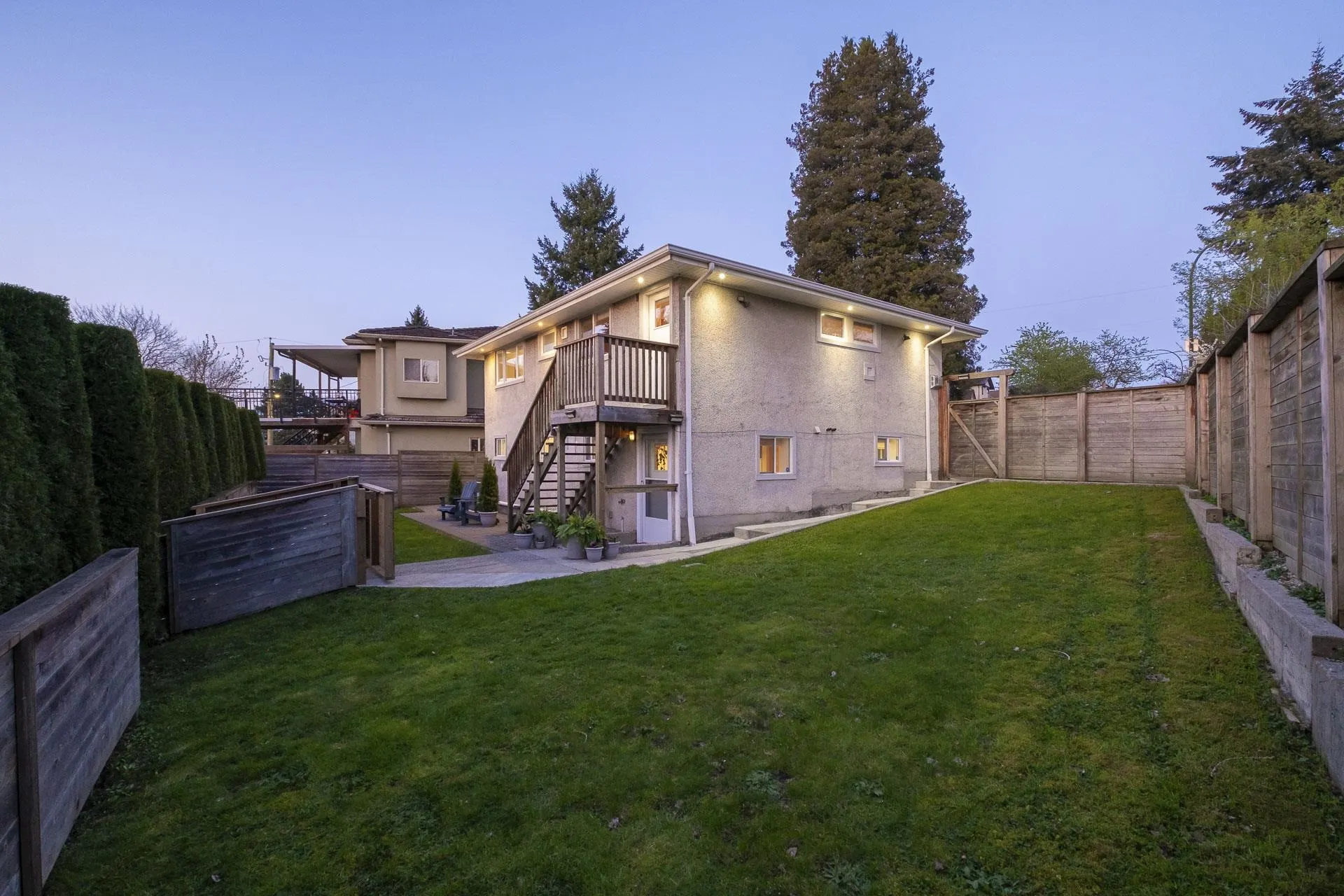 3217 Matapan Crescent