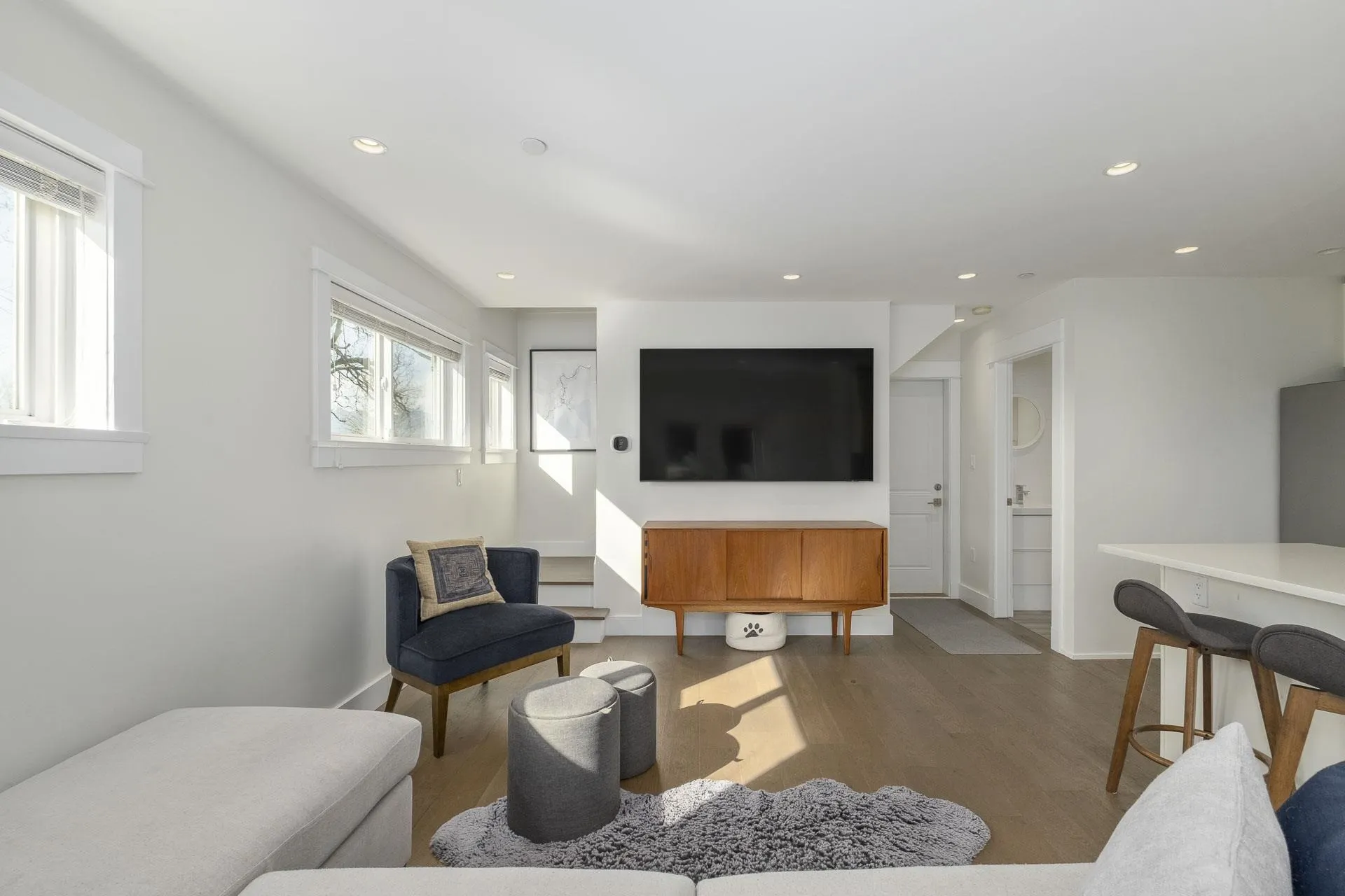 3217 Matapan Crescent